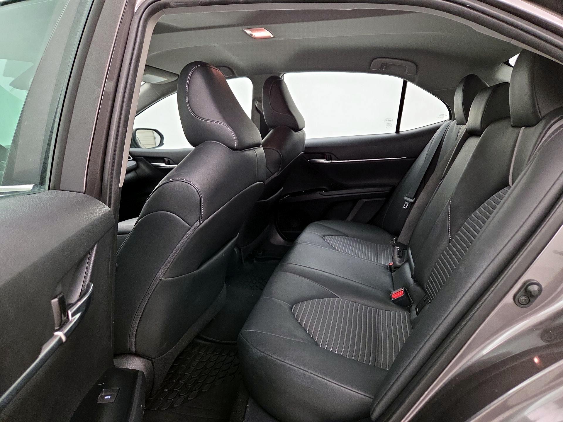 Thumbnail: 2020 Toyota Camry - 20