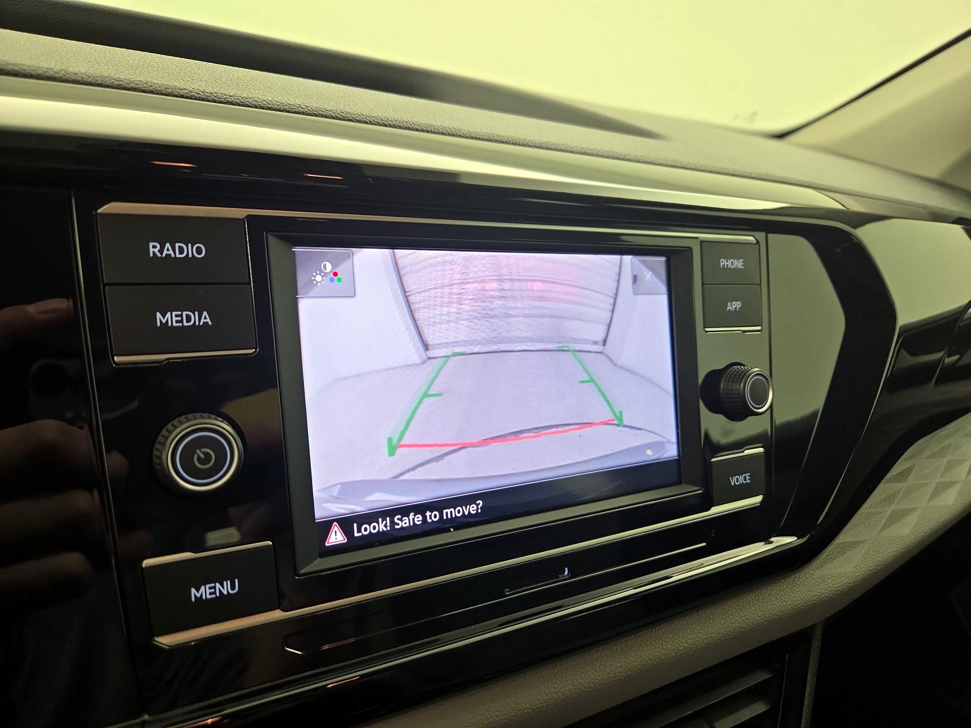 Thumbnail: 2024 Volkswagen Taos - 14