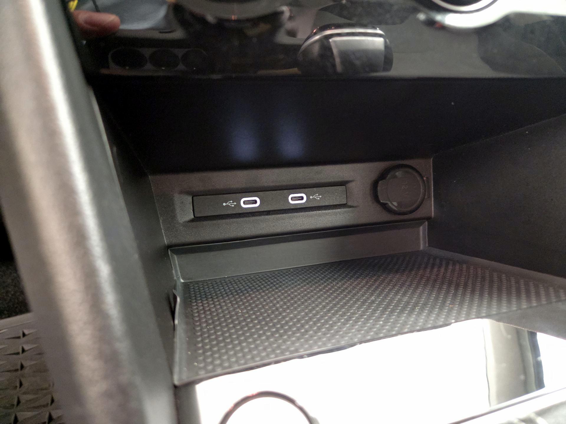 Thumbnail: 2024 Volkswagen Taos - 18