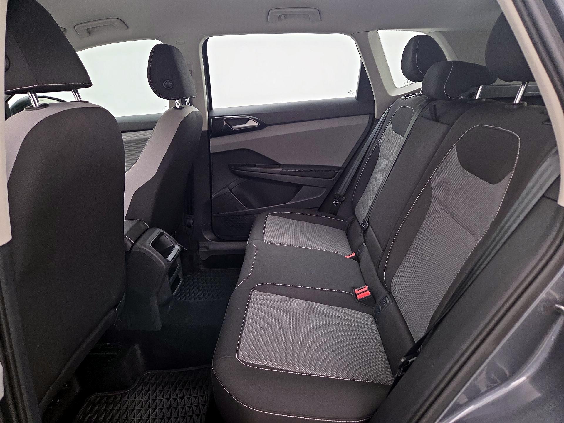 Thumbnail: 2024 Volkswagen Taos - 19