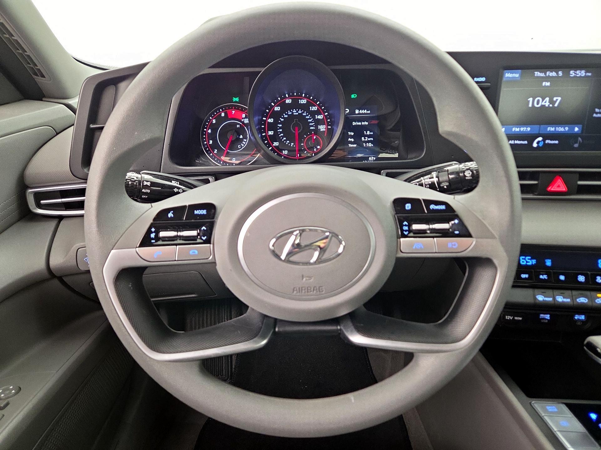 Thumbnail: 2023 Hyundai Elantra - 10