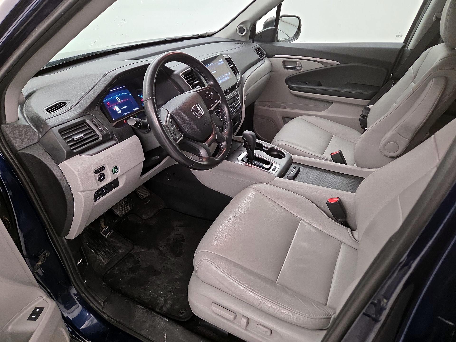 Thumbnail: 2019 Honda Pilot - 11