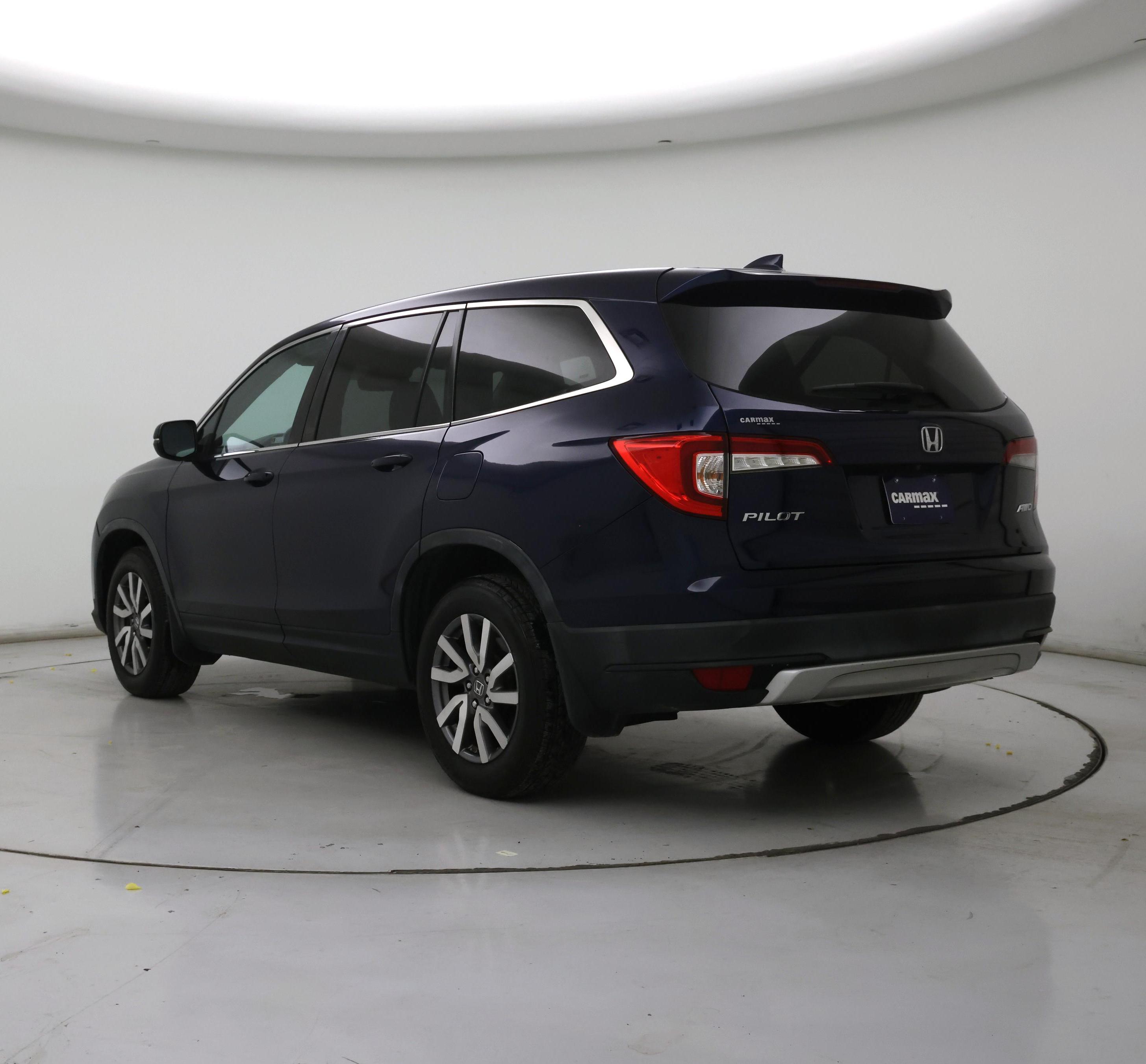 Thumbnail: 2019 Honda Pilot - 2