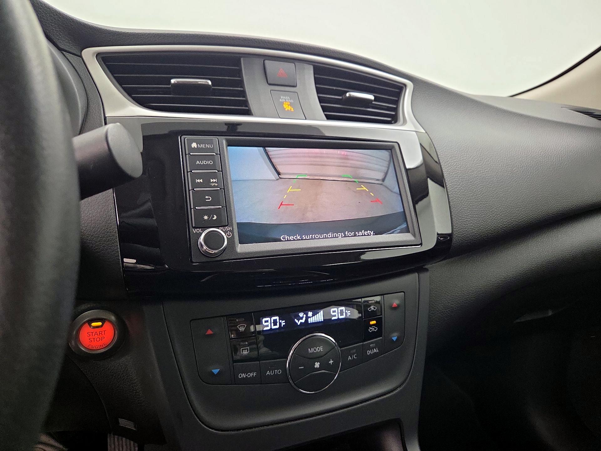 Thumbnail: 2019 Nissan Sentra - 14