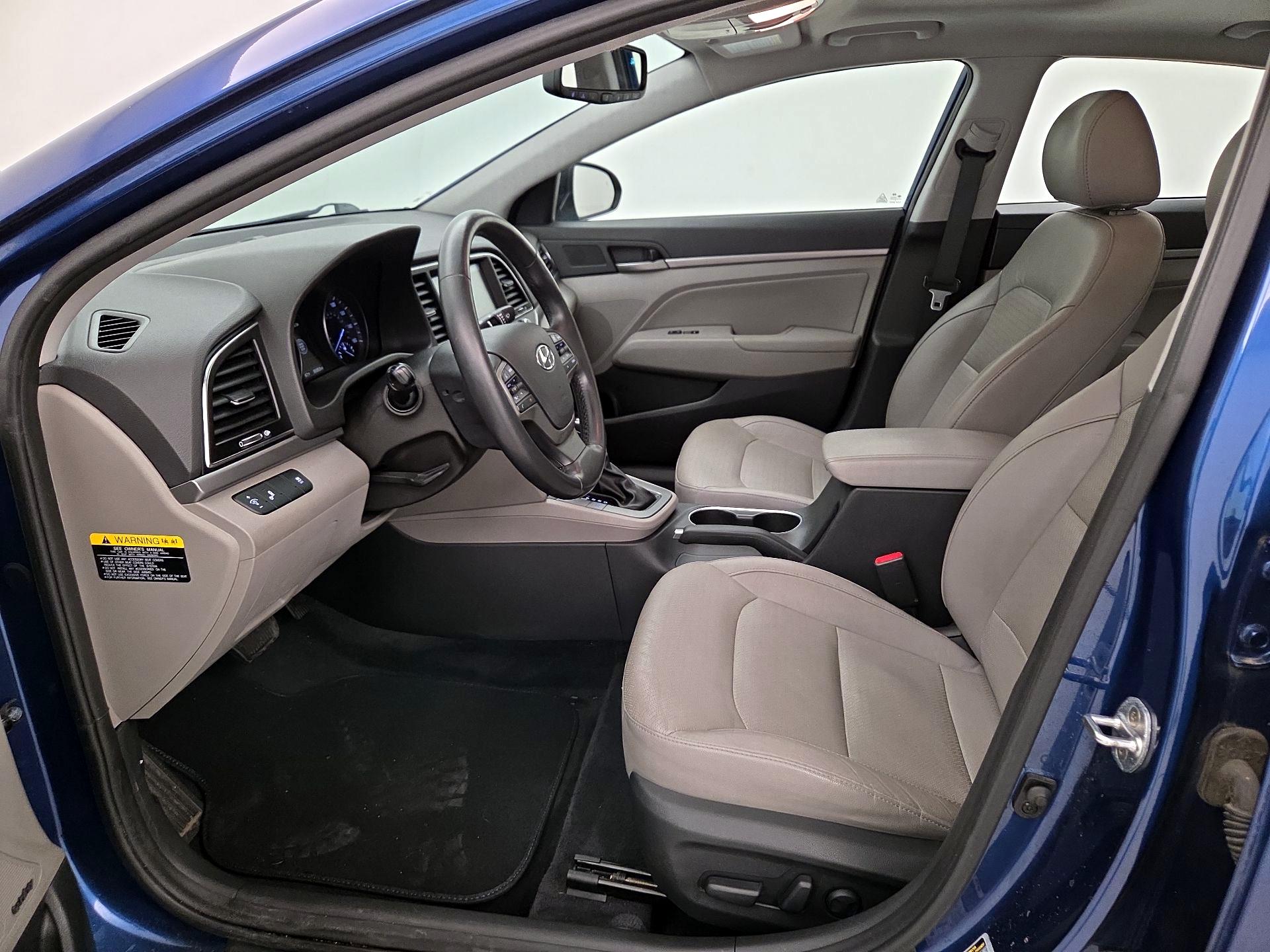 Thumbnail: 2017 Hyundai Elantra - 11