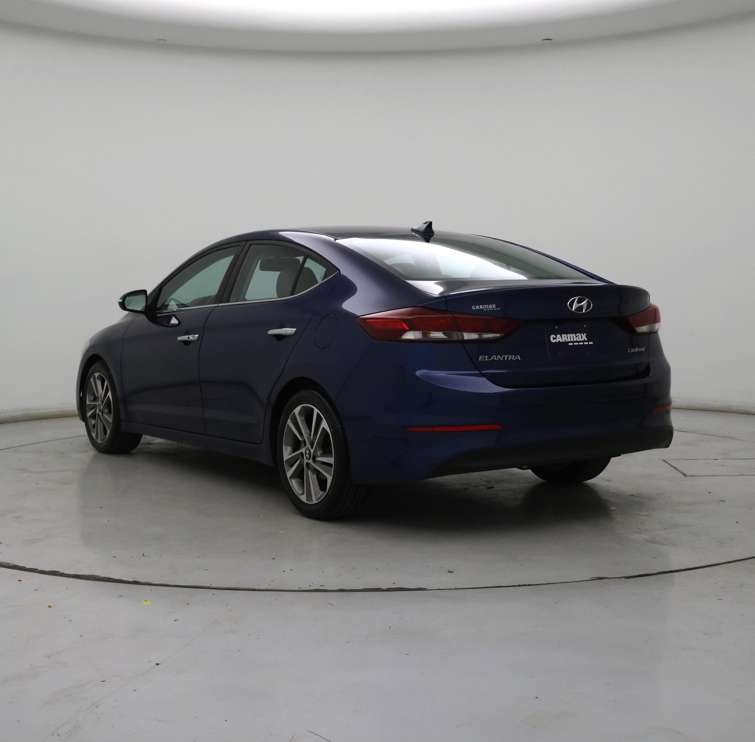 Thumbnail: 2017 Hyundai Elantra - 2