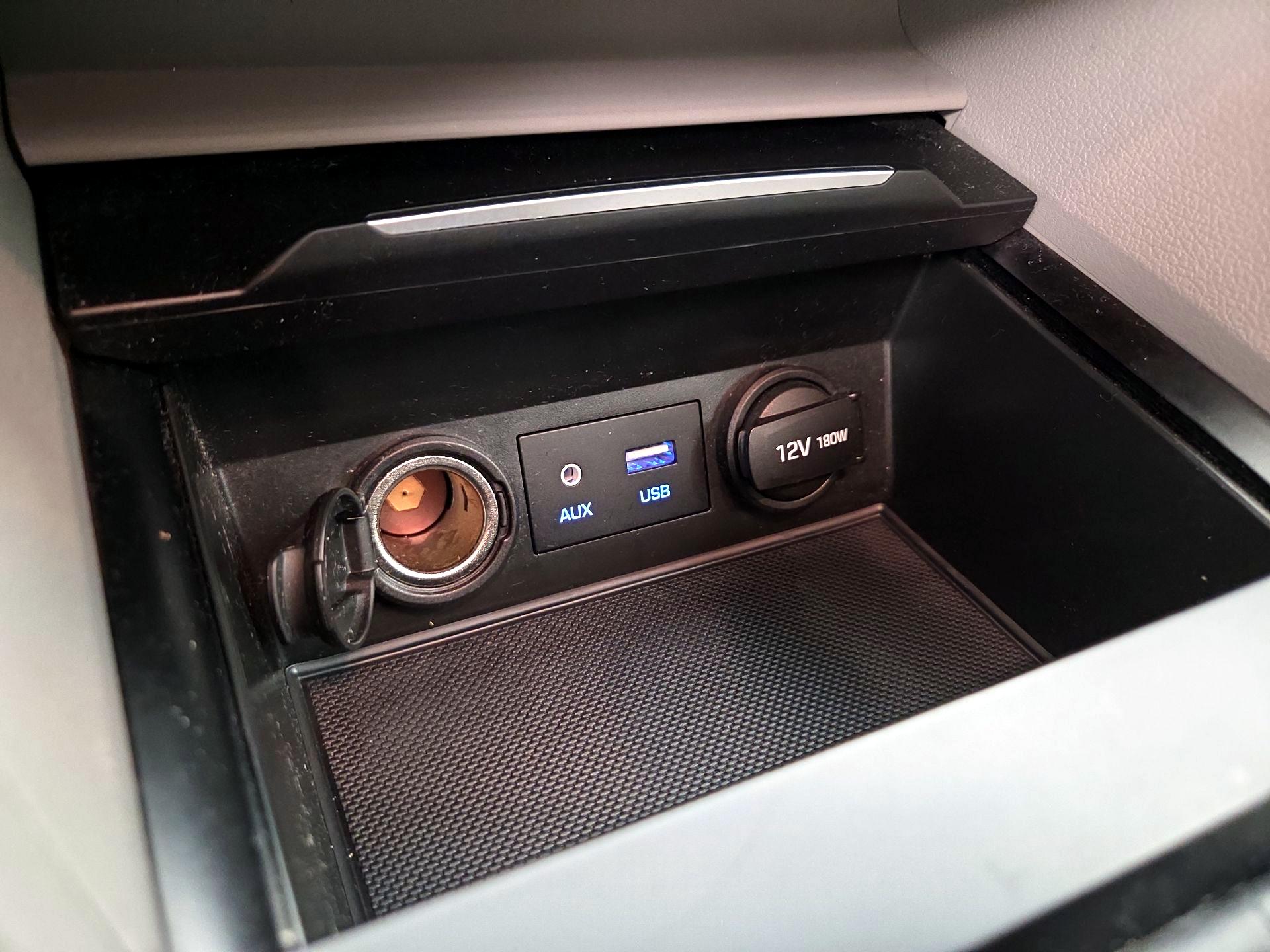 Thumbnail: 2017 Hyundai Elantra - 19