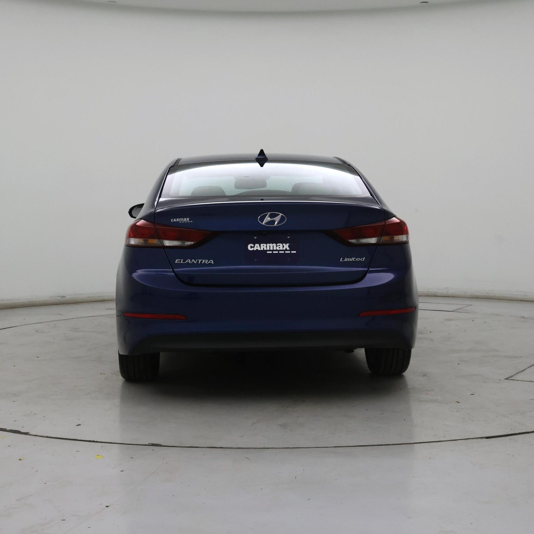 Thumbnail: 2017 Hyundai Elantra - 6