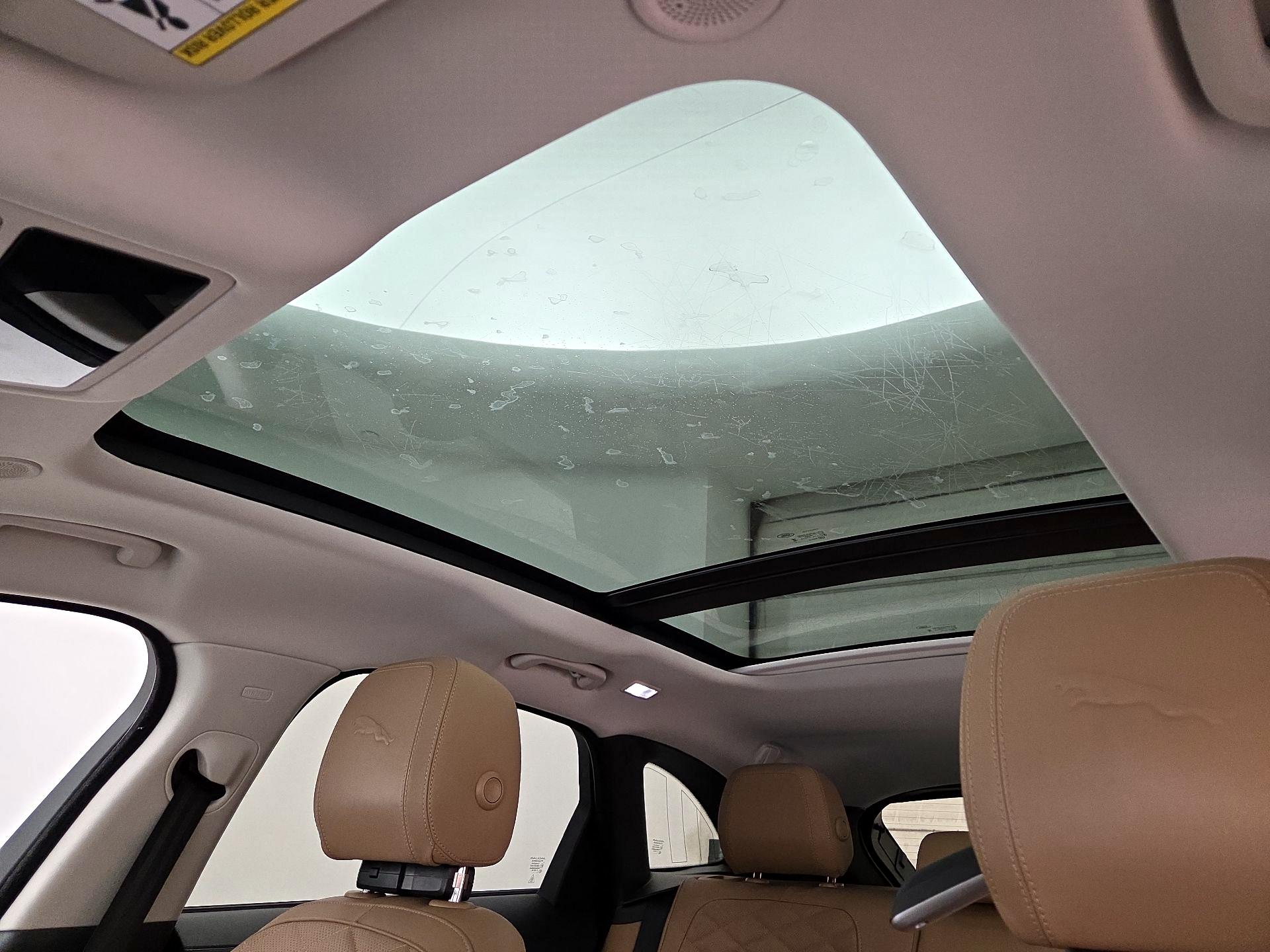 Thumbnail: 2023 Jaguar F-Pace - 20