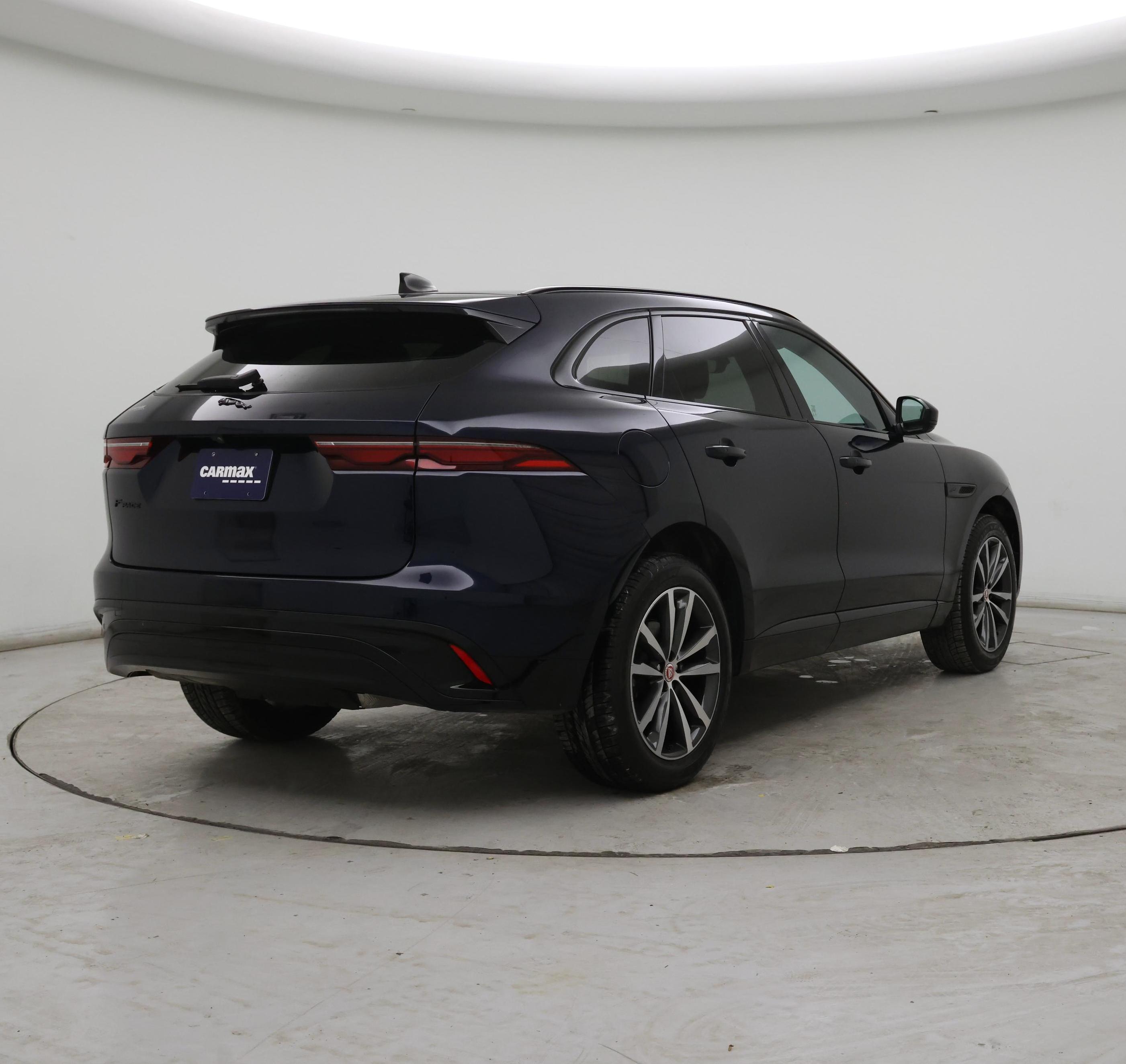 Thumbnail: 2023 Jaguar F-Pace - 8