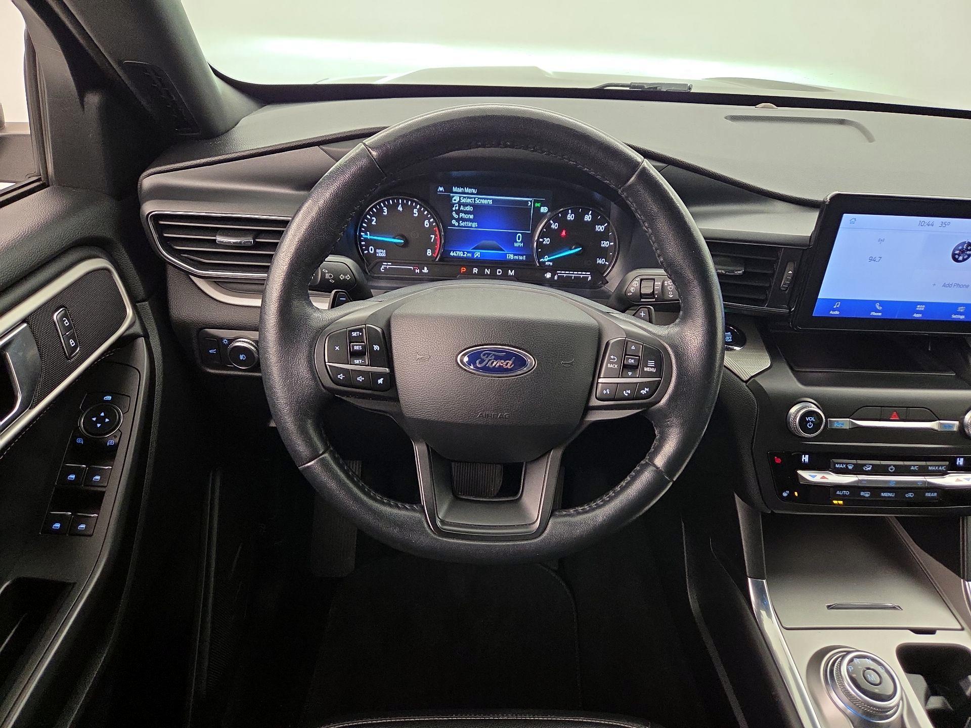 Thumbnail: 2020 Ford Explorer - 10