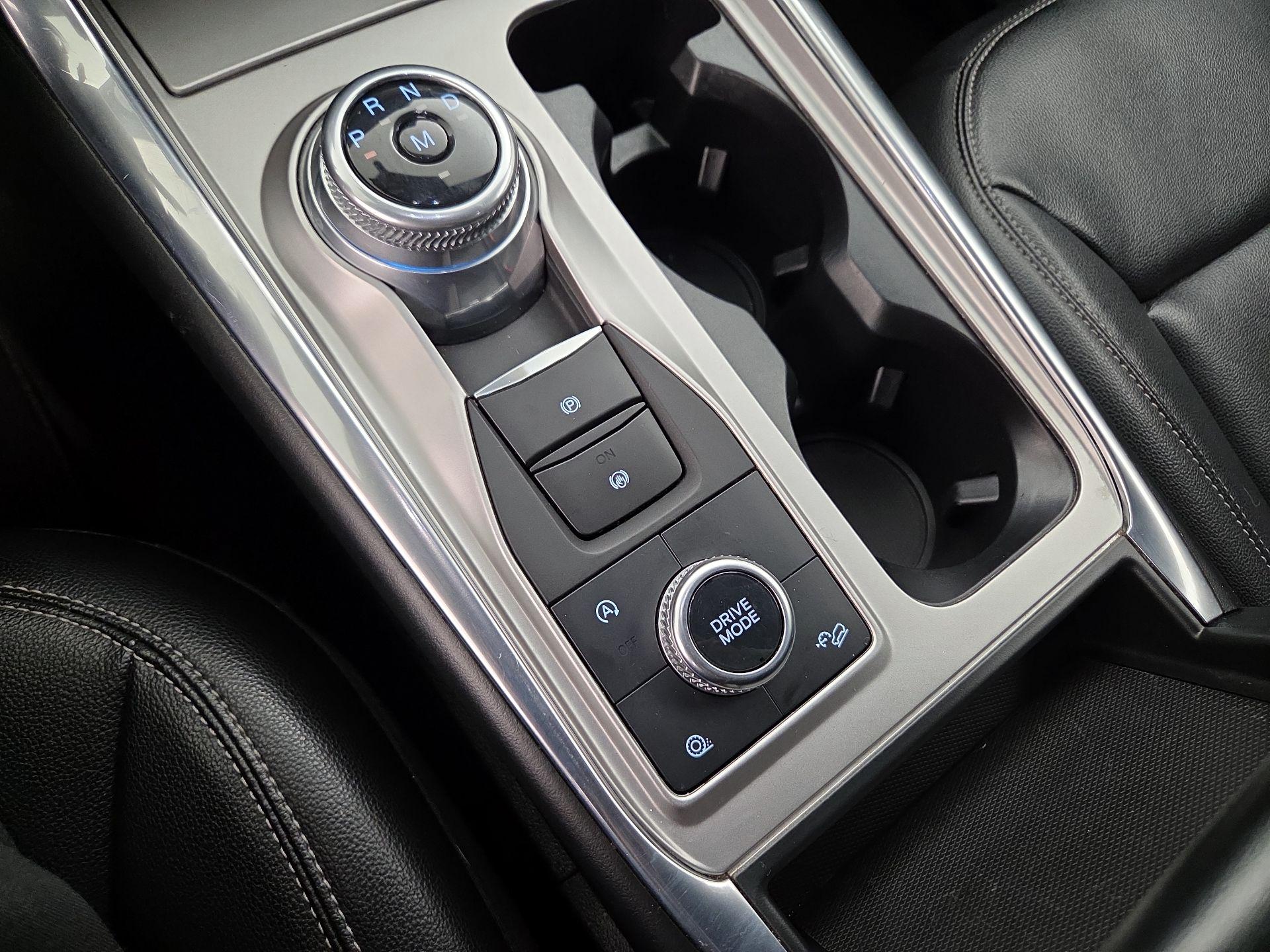 Thumbnail: 2020 Ford Explorer - 17