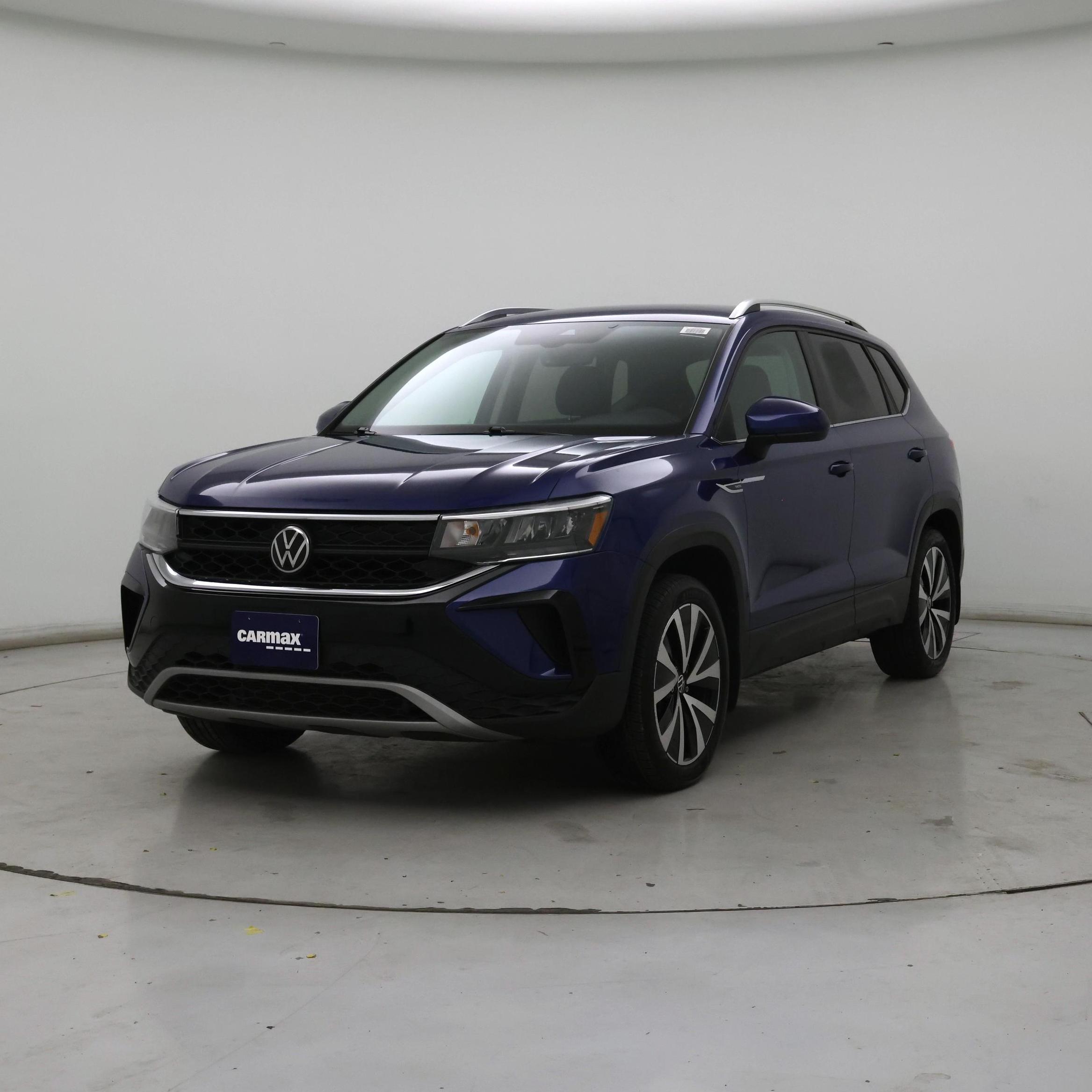 Thumbnail: 2023 Volkswagen Taos - 4