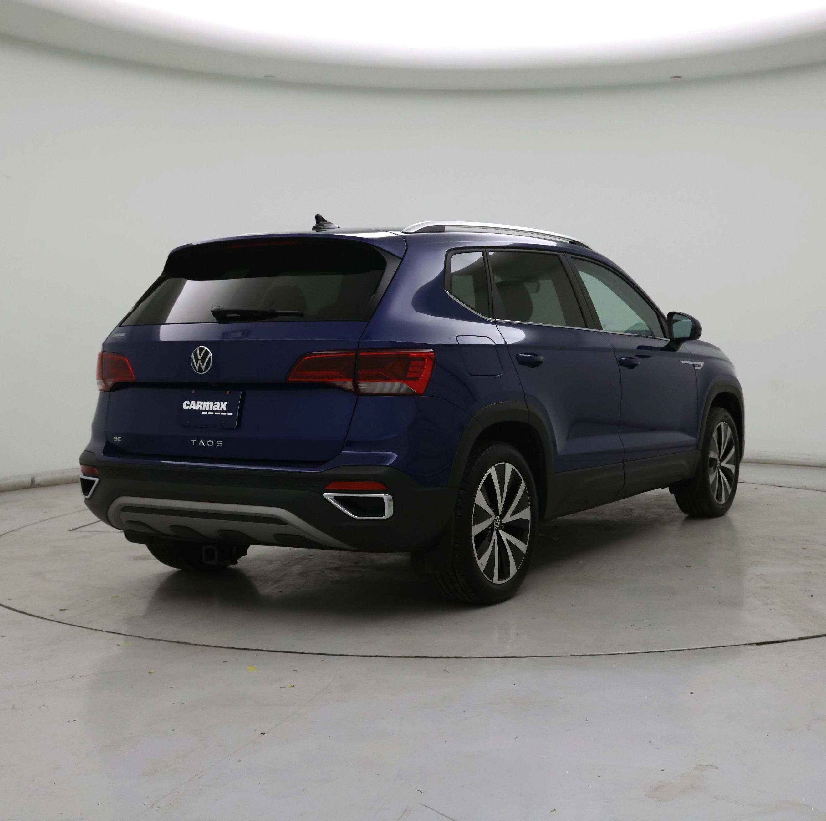 Thumbnail: 2023 Volkswagen Taos - 8