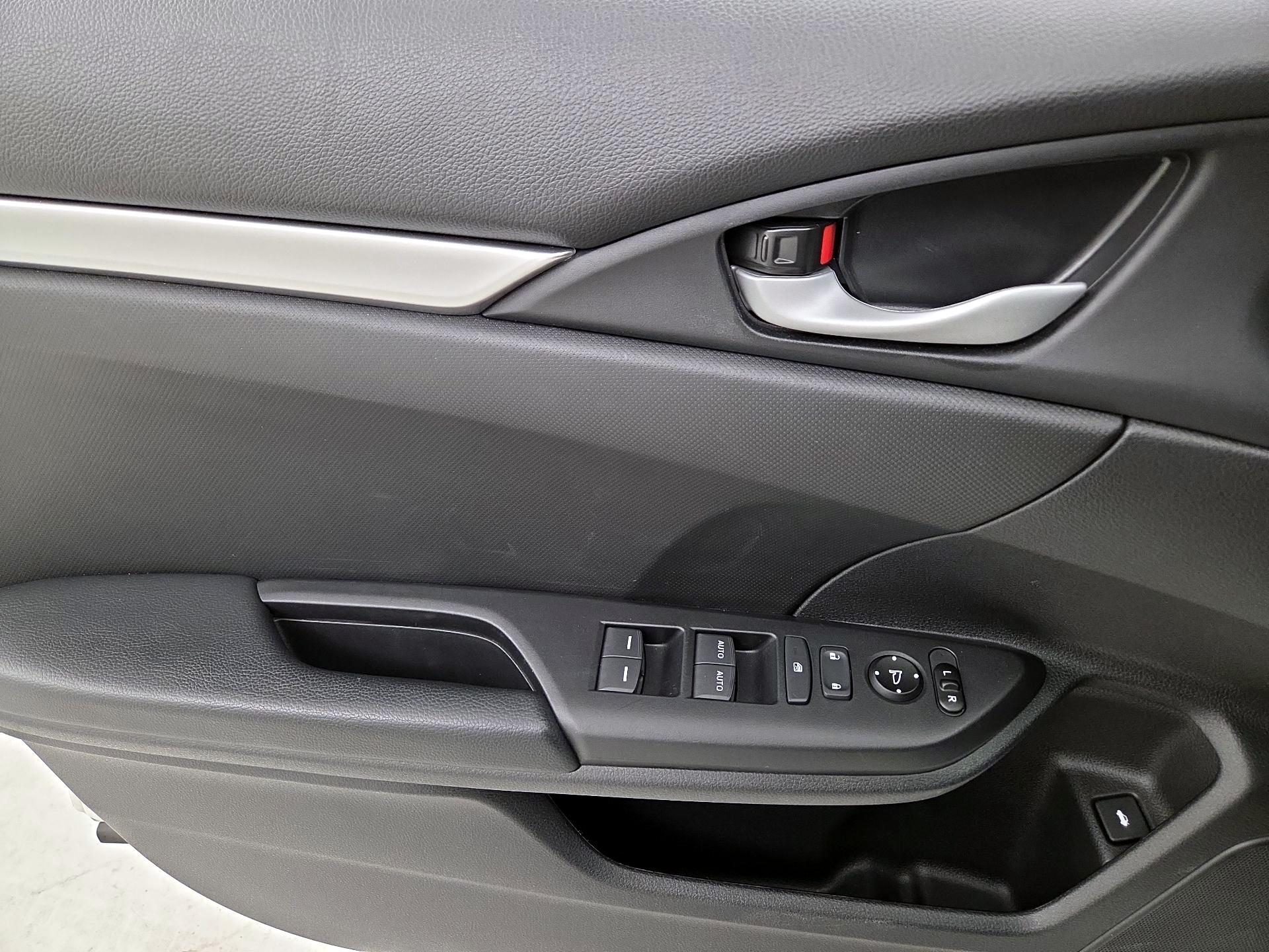 Thumbnail: 2020 Honda Civic - 12