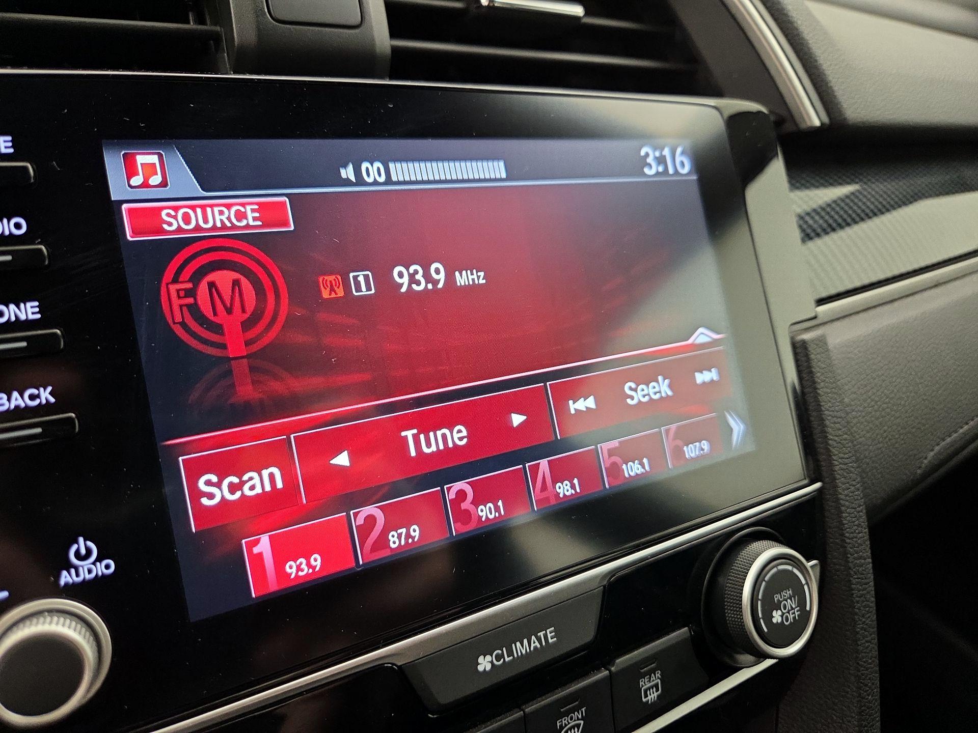 Thumbnail: 2020 Honda Civic - 15