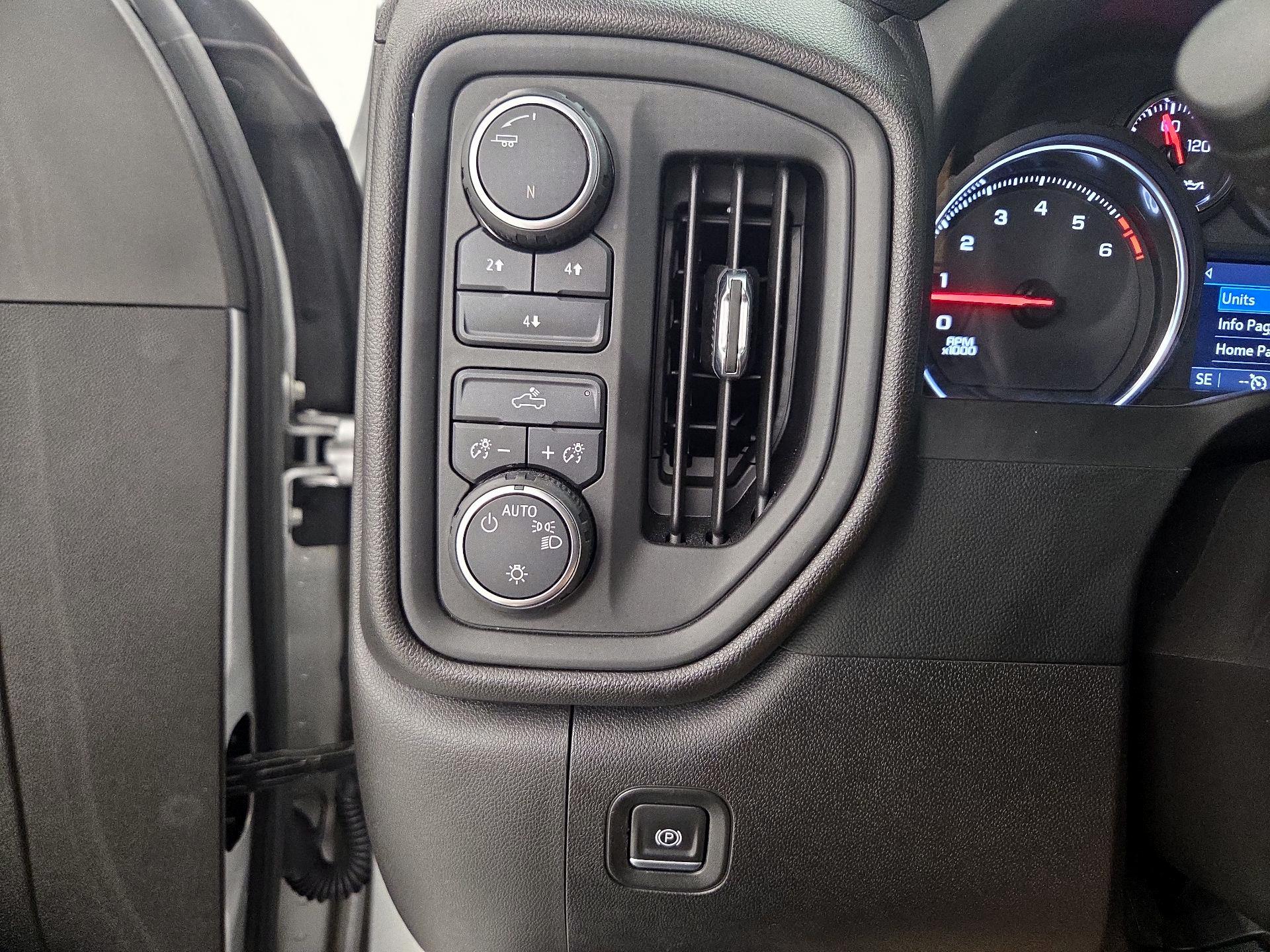 Thumbnail: 2022 Chevrolet Silverado 2500 - 11