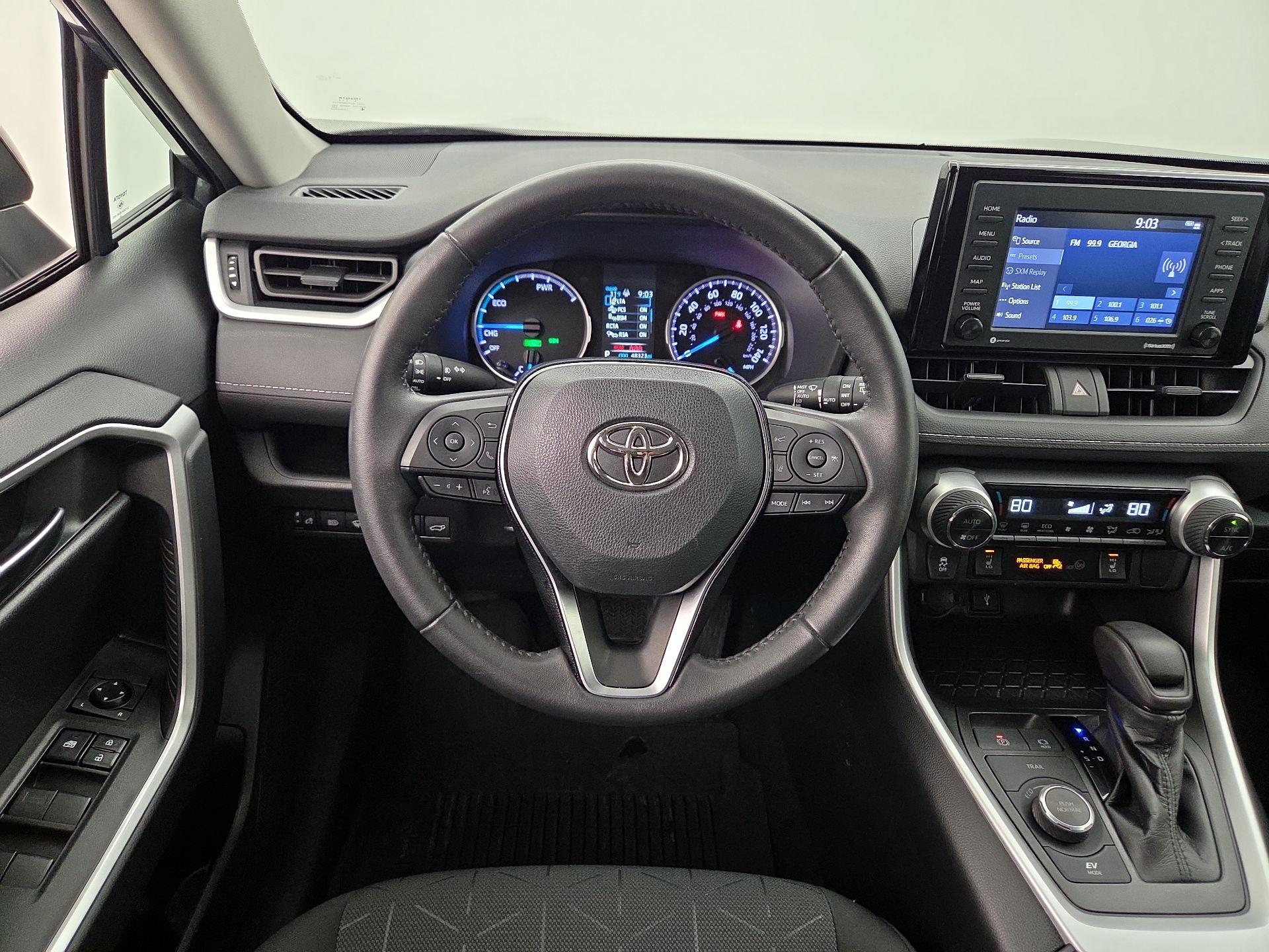 Thumbnail: 2021 Toyota RAV4 - 10