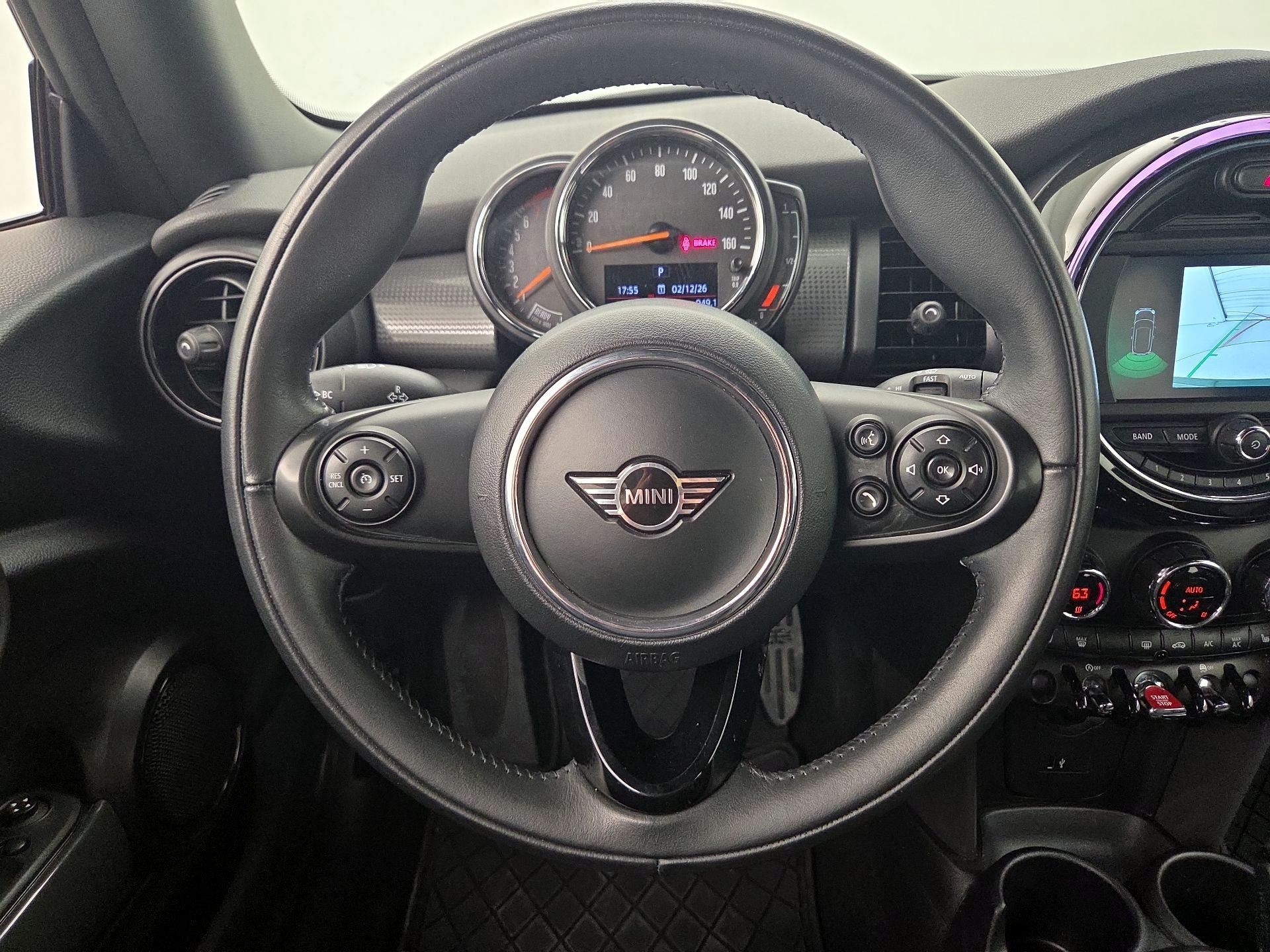 Thumbnail: 2020 MINI Cooper Hardtop - 10