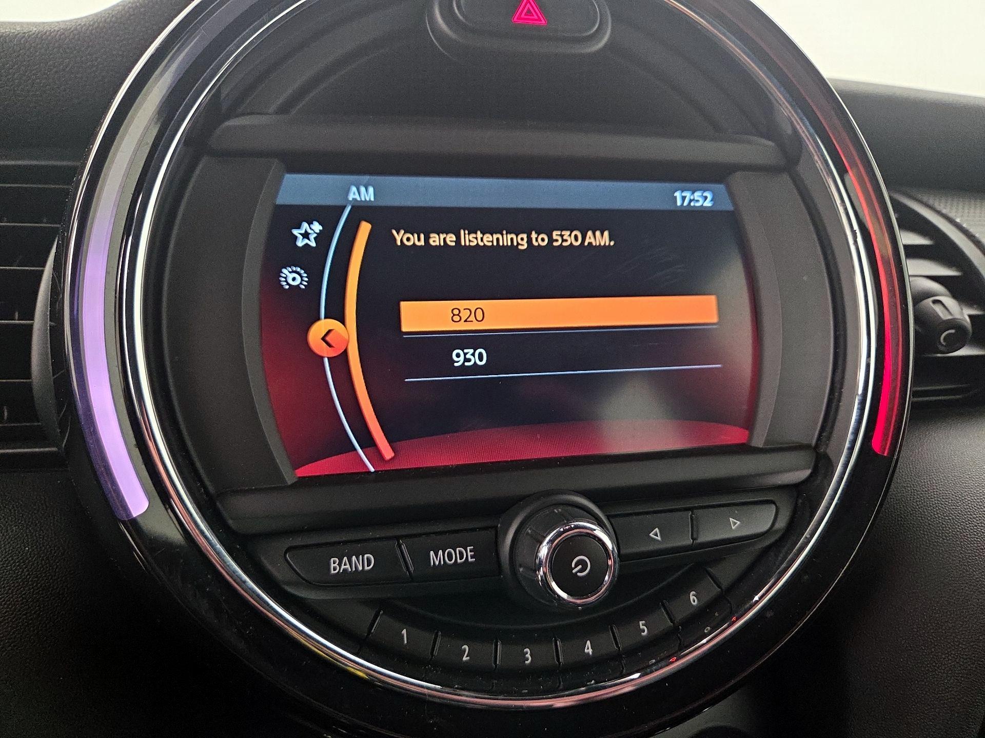 Thumbnail: 2020 MINI Cooper Hardtop - 15