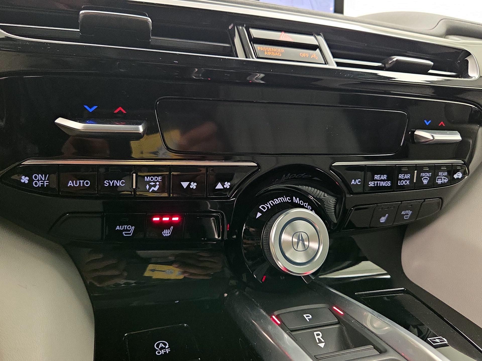 Thumbnail: 2022 Acura MDX - 17