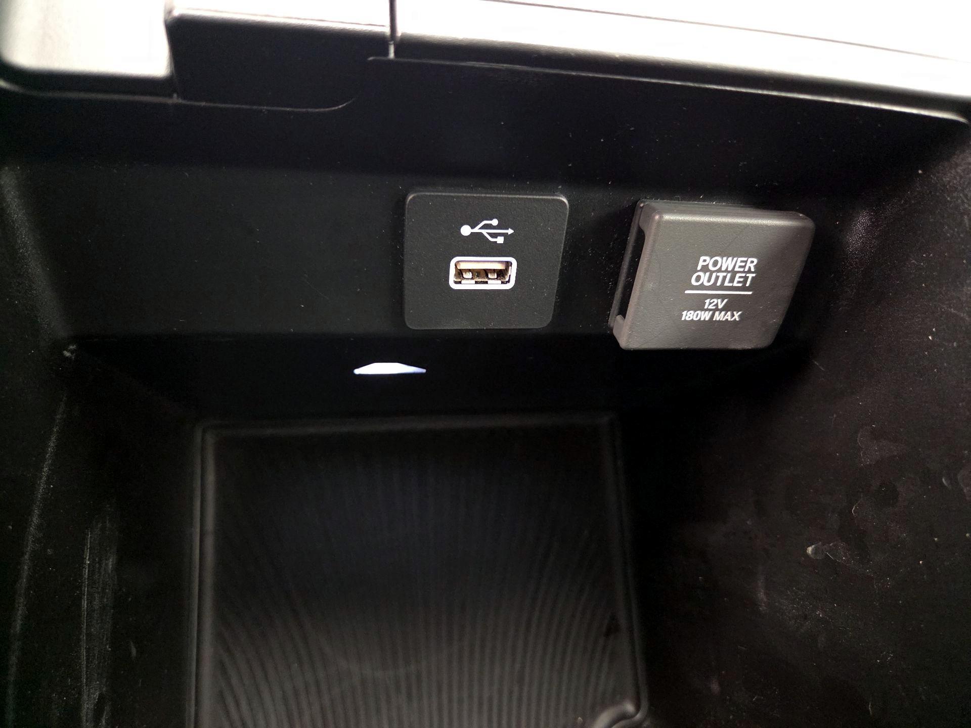 Thumbnail: 2022 Acura MDX - 19