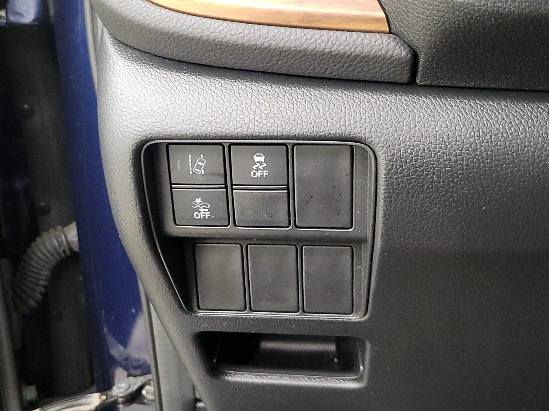 Thumbnail: 2019 Honda CR-V - 13