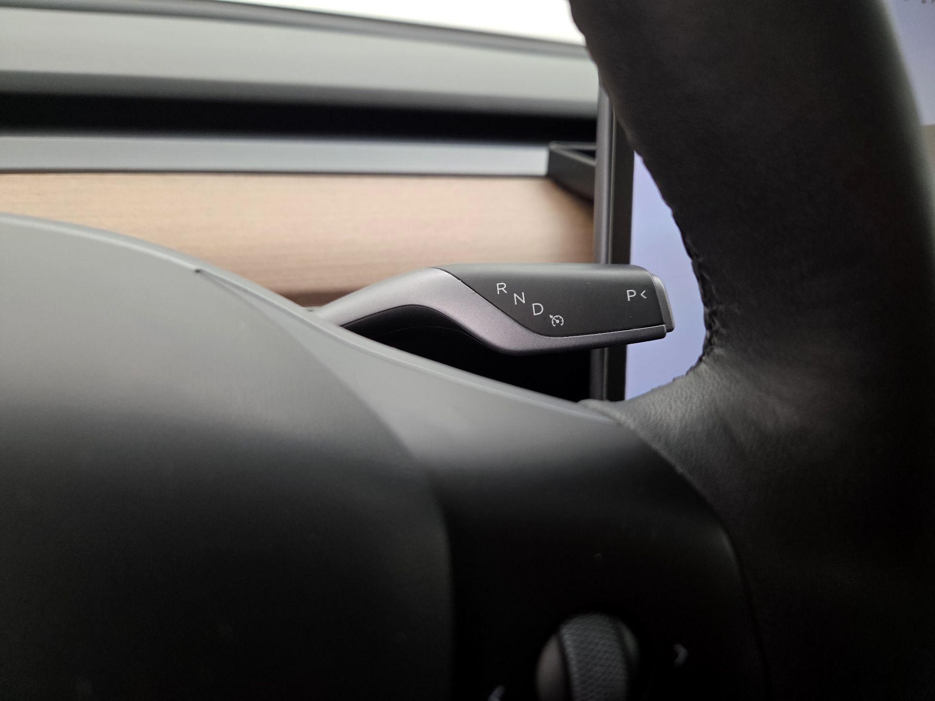 Thumbnail: 2023 Tesla Model Y - 17