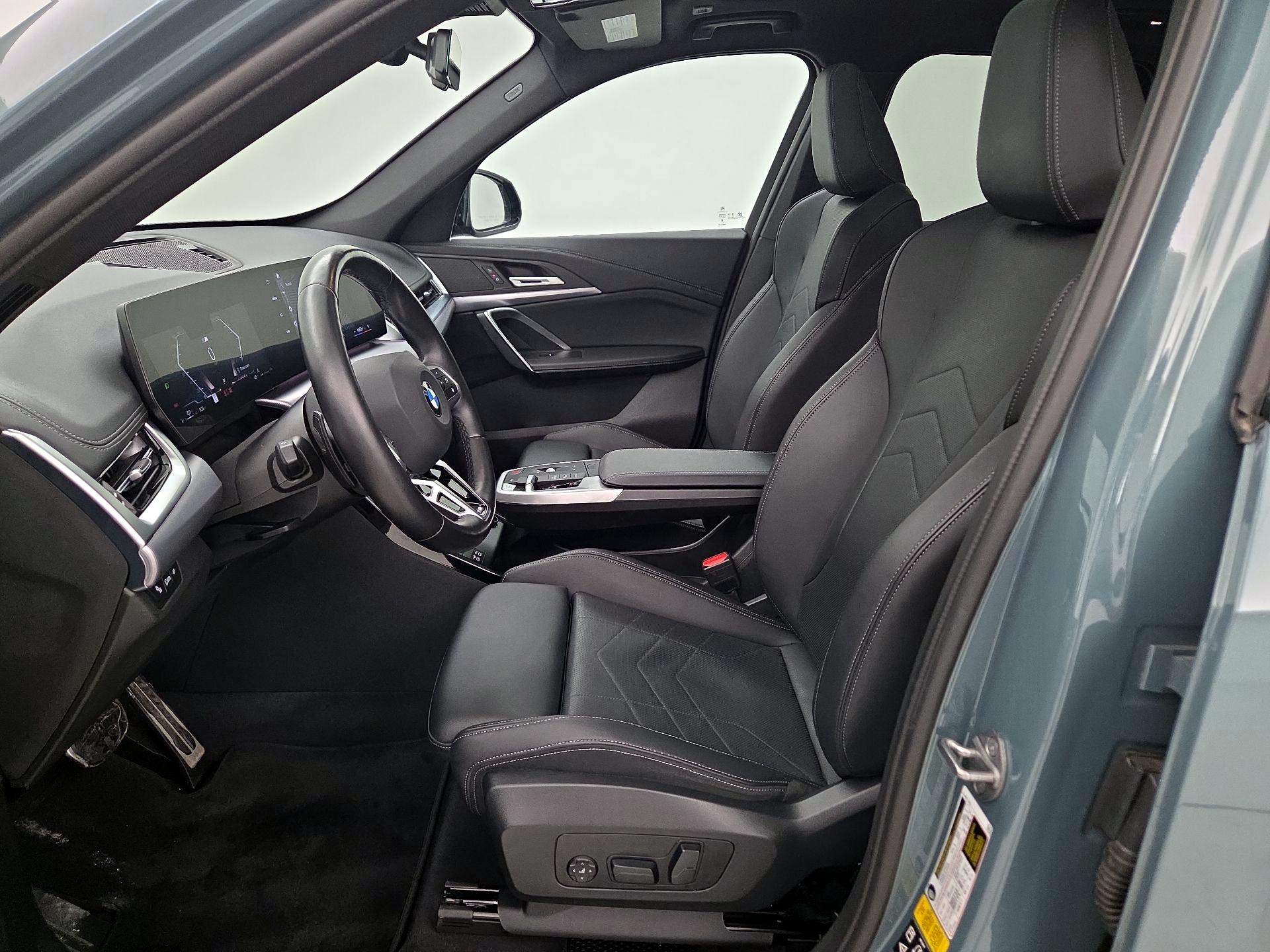 Thumbnail: 2023 BMW X1 - 11