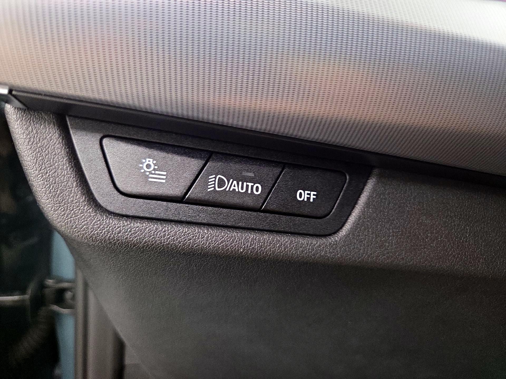 Thumbnail: 2023 BMW X1 - 13