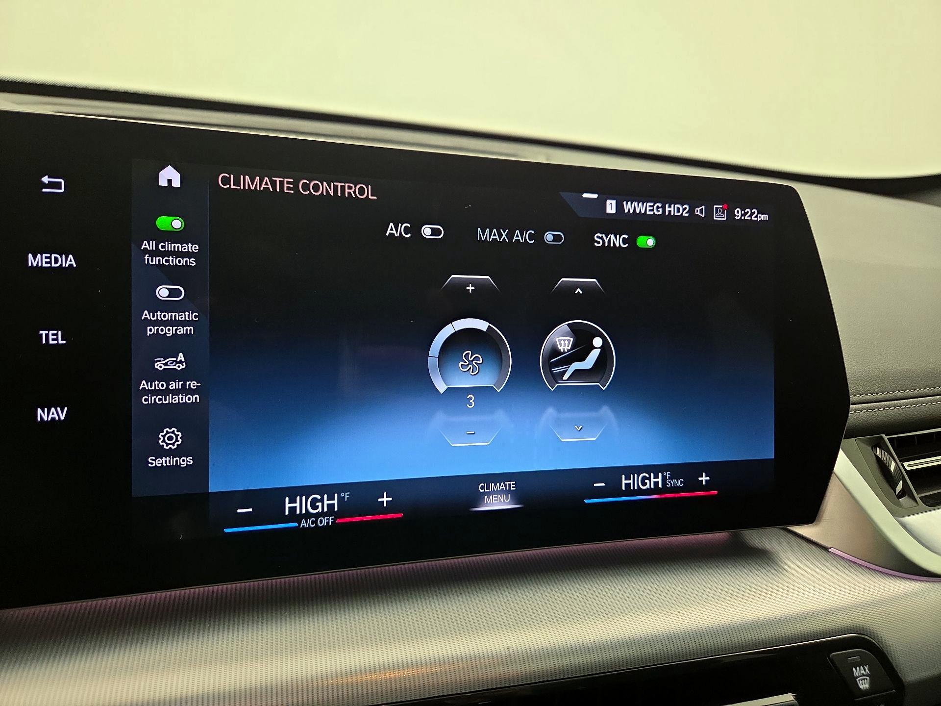 Thumbnail: 2023 BMW X1 - 17