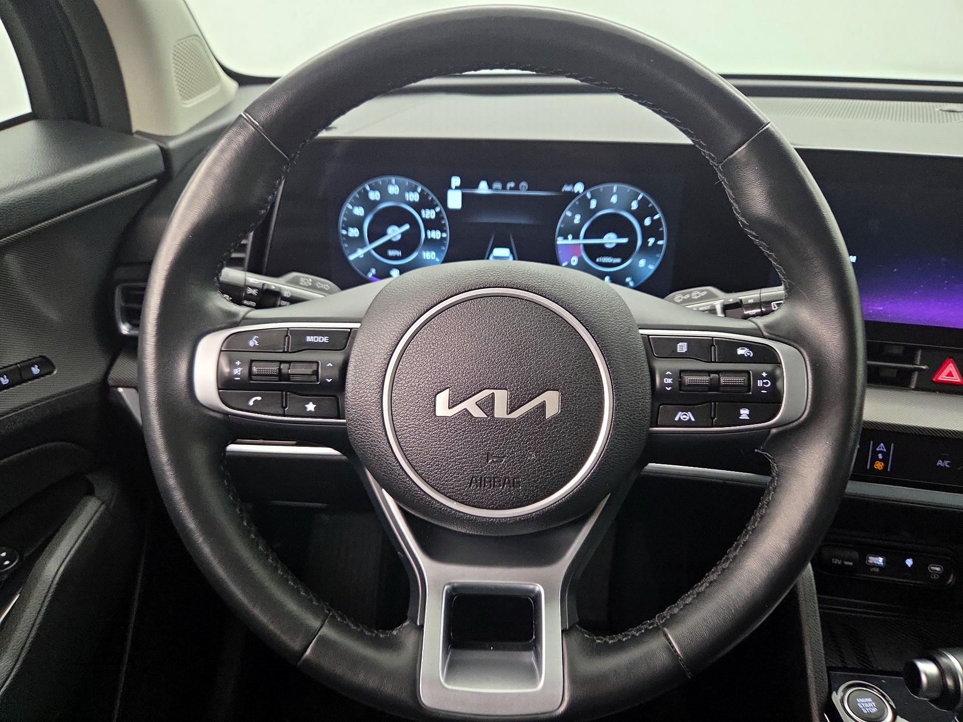 Thumbnail: 2023 Kia Sportage - 10