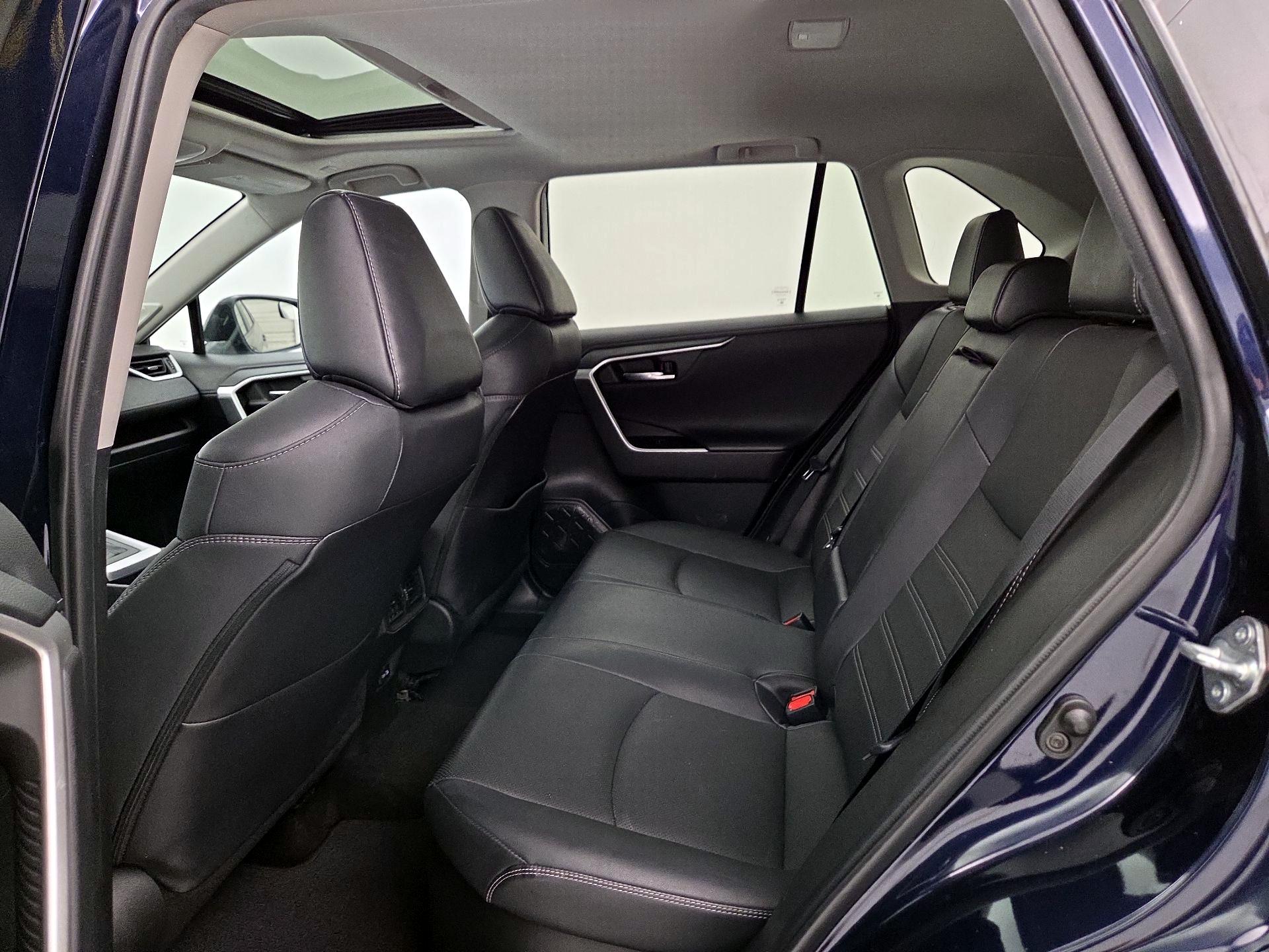 Thumbnail: 2023 Toyota RAV4 - 20