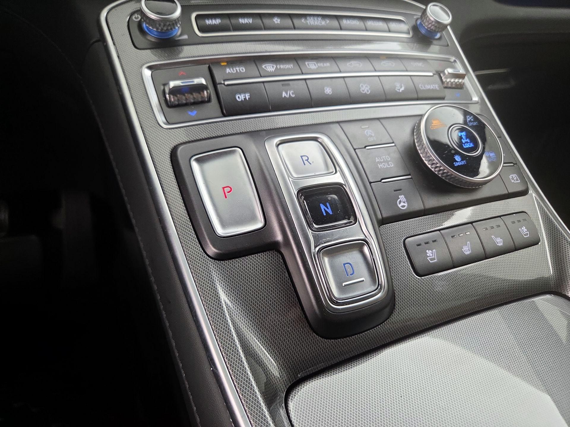 Thumbnail: 2023 Hyundai Santa Fe - 18