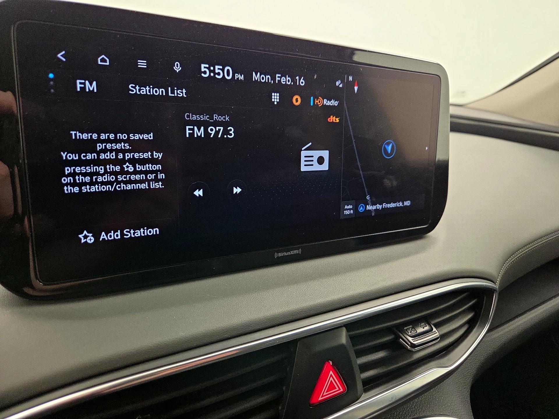 Thumbnail: 2023 Hyundai Santa Fe - 16