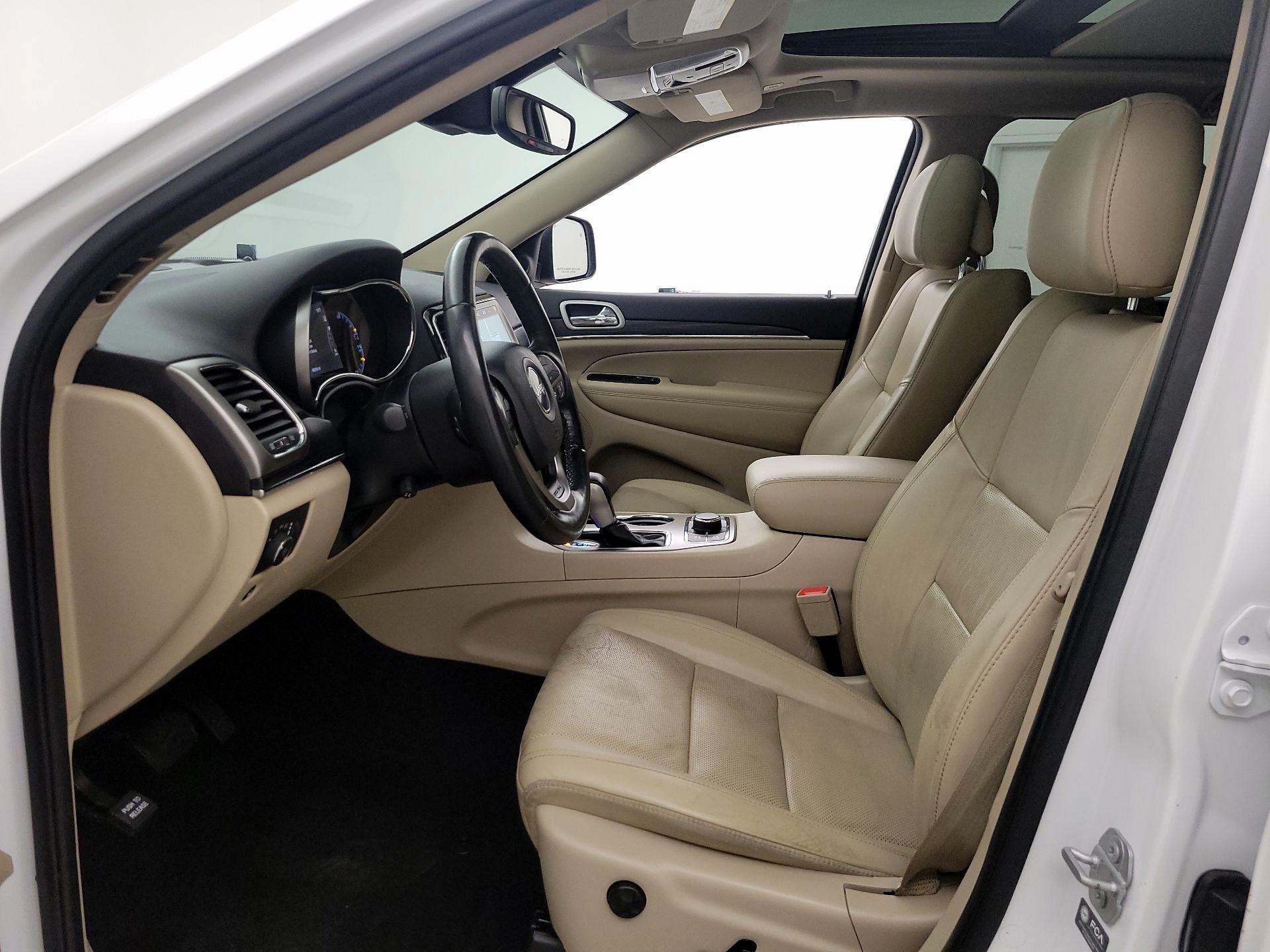 Thumbnail: 2021 Jeep Grand Cherokee - 11