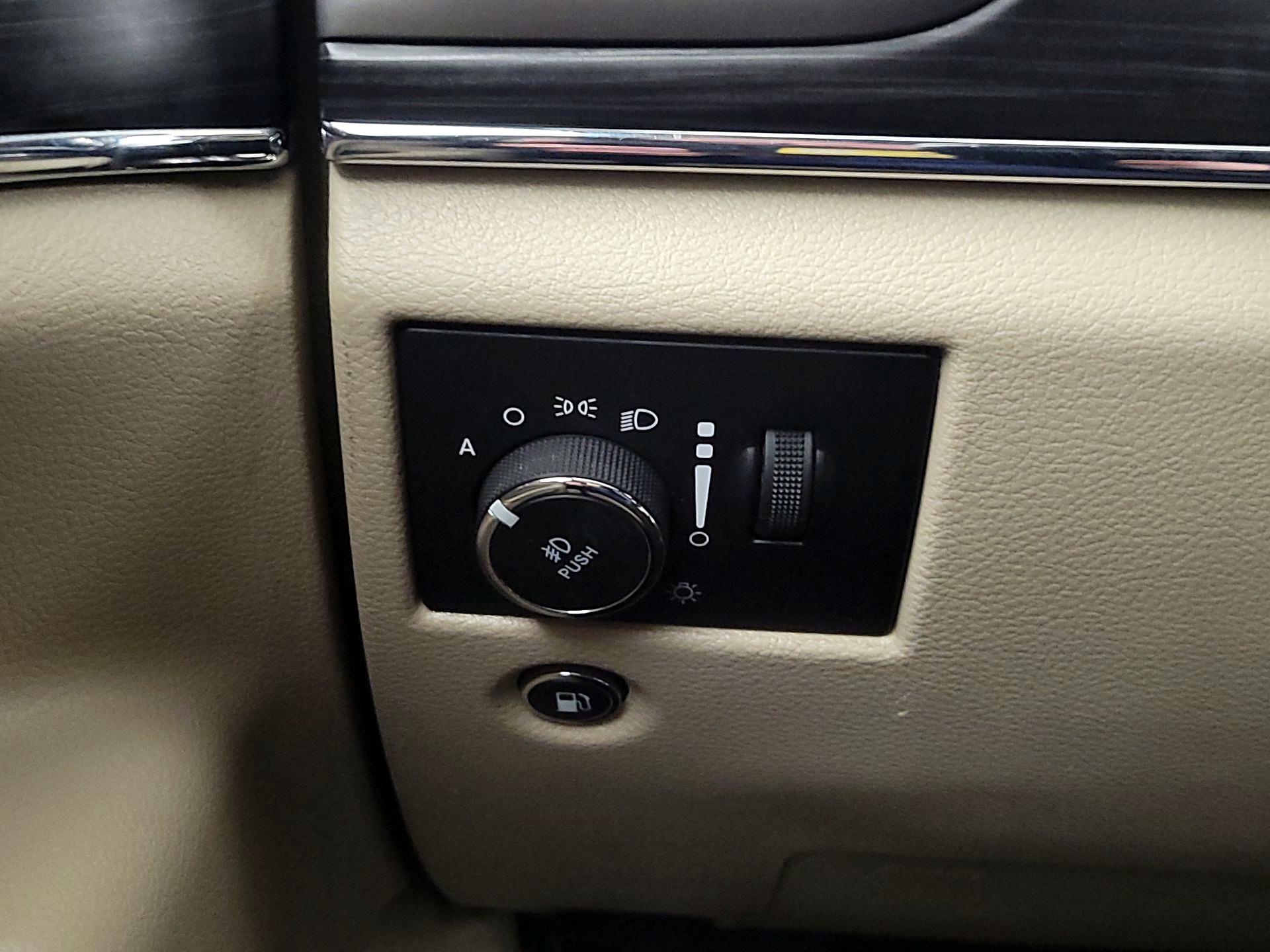 Thumbnail: 2021 Jeep Grand Cherokee - 13