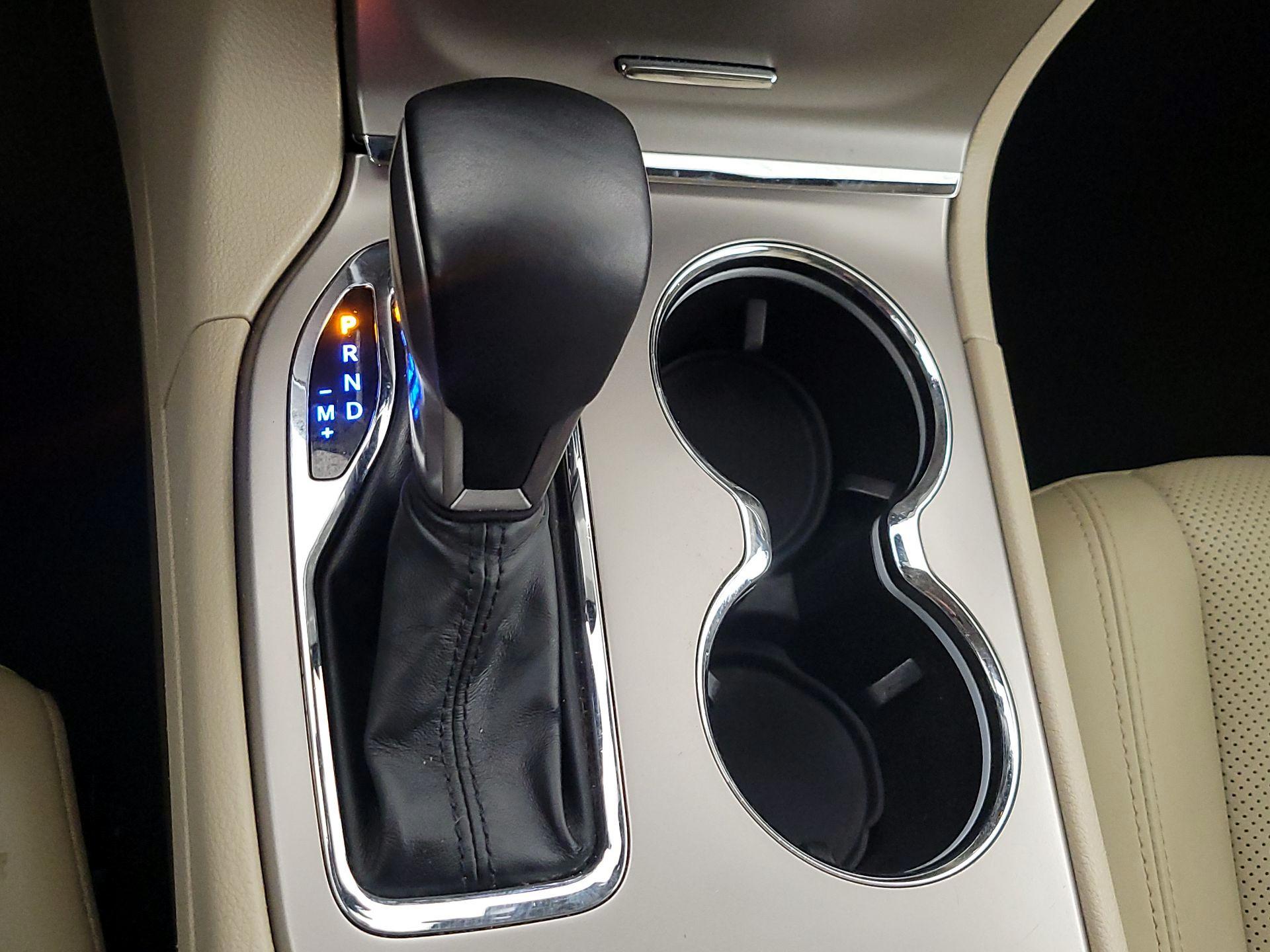 Thumbnail: 2021 Jeep Grand Cherokee - 18