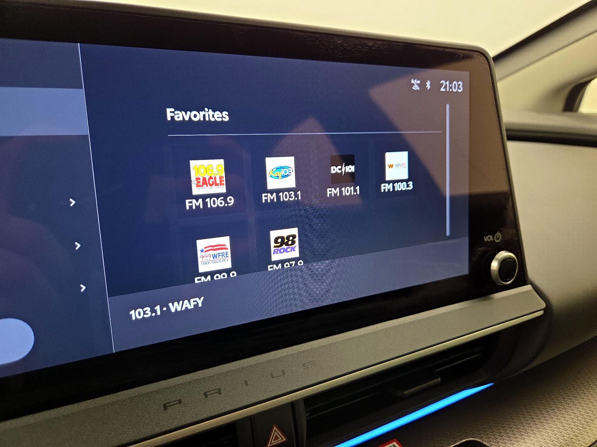 Thumbnail: 2025 Toyota Prius - 15