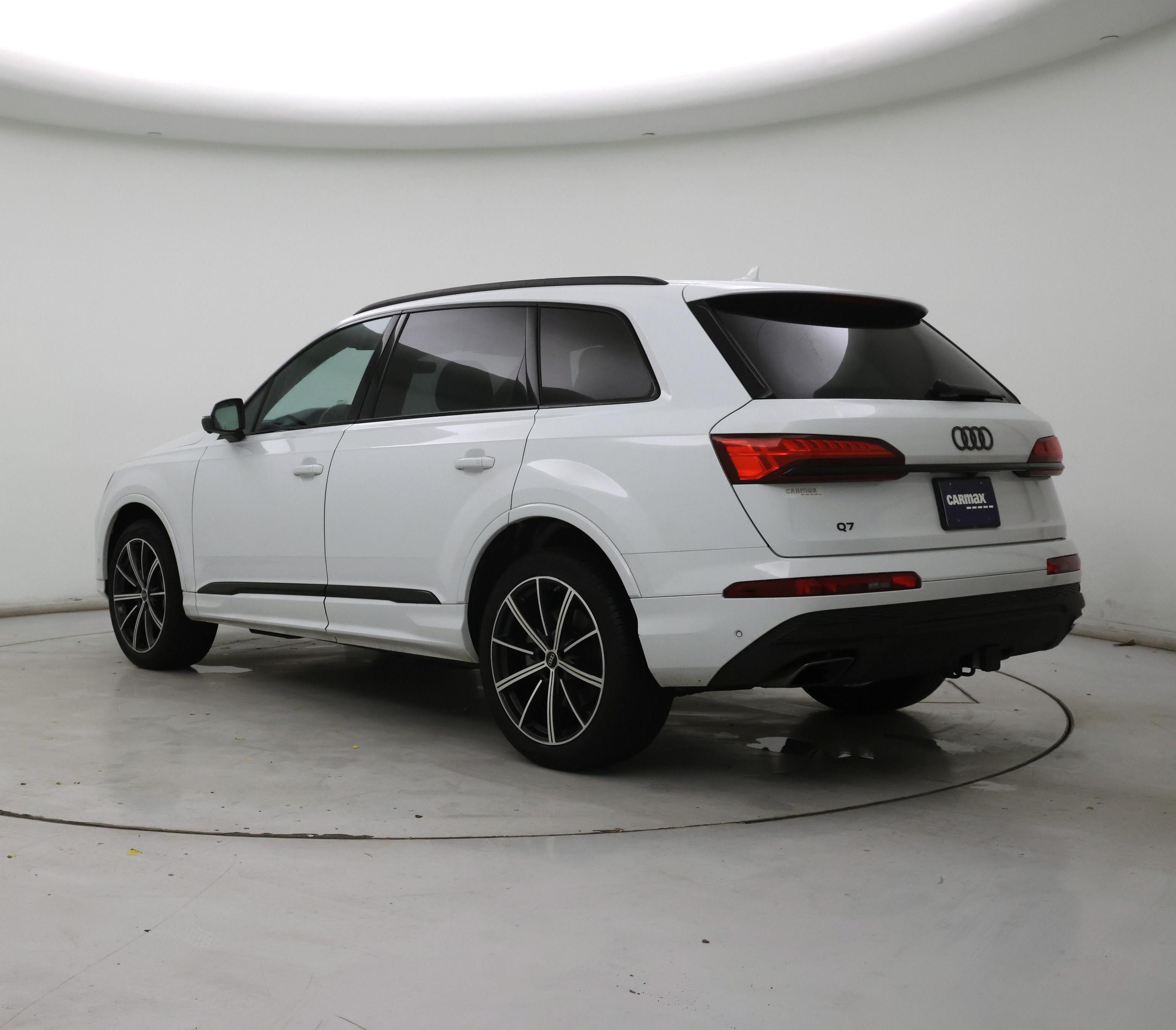 Thumbnail: 2025 Audi Q7 - 2