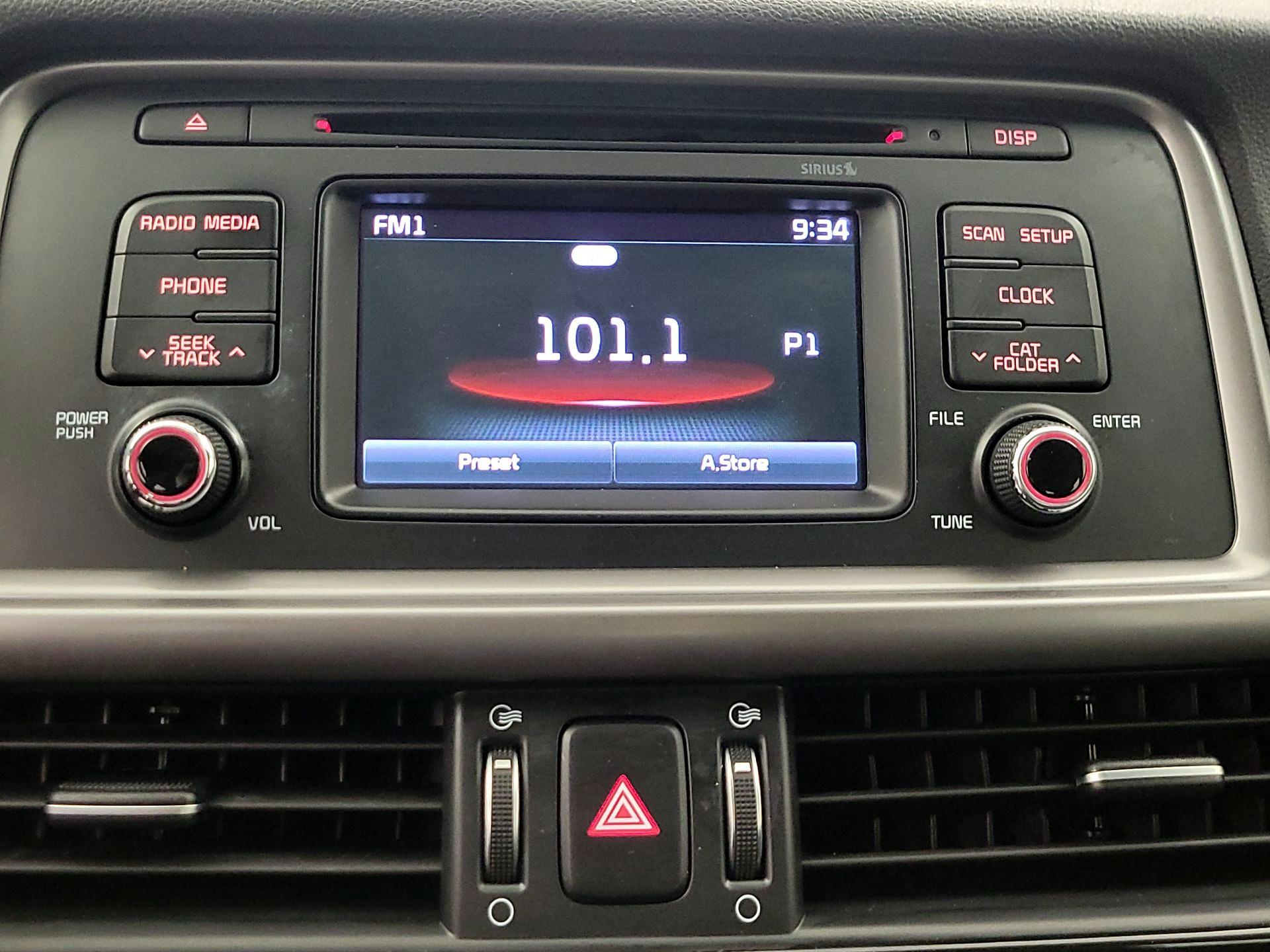 Thumbnail: 2016 Kia Optima - 15