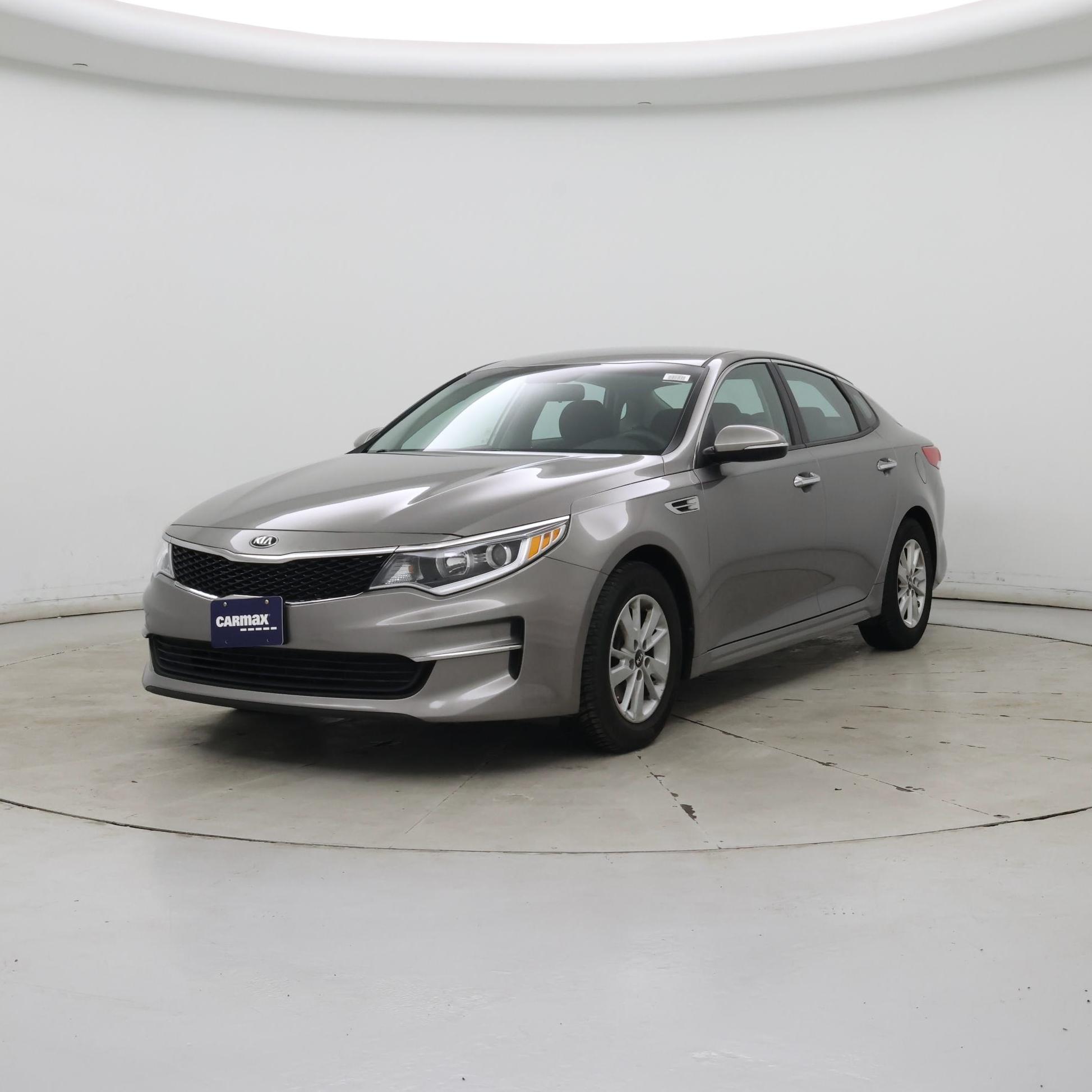 Thumbnail: 2016 Kia Optima - 4
