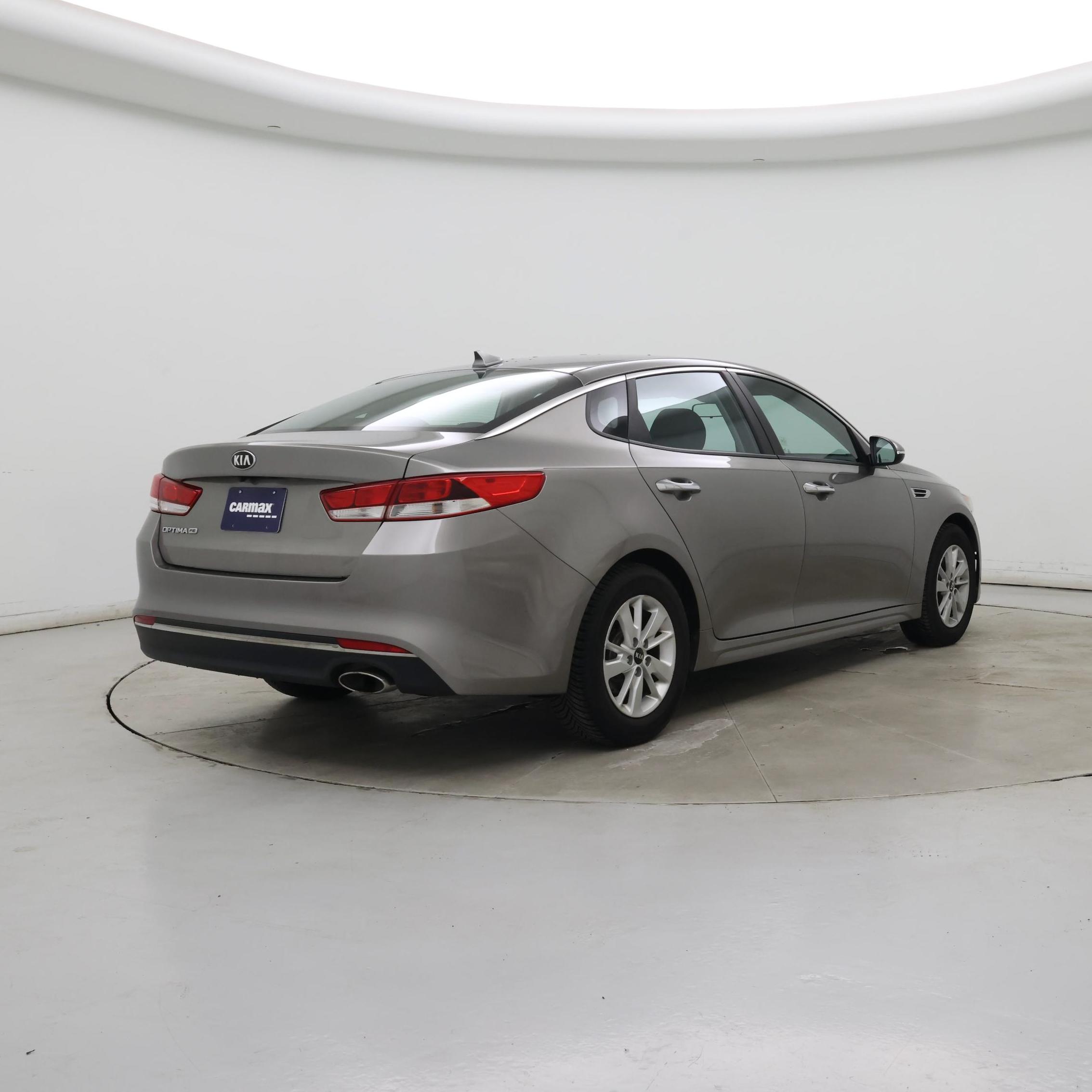 Thumbnail: 2016 Kia Optima - 8