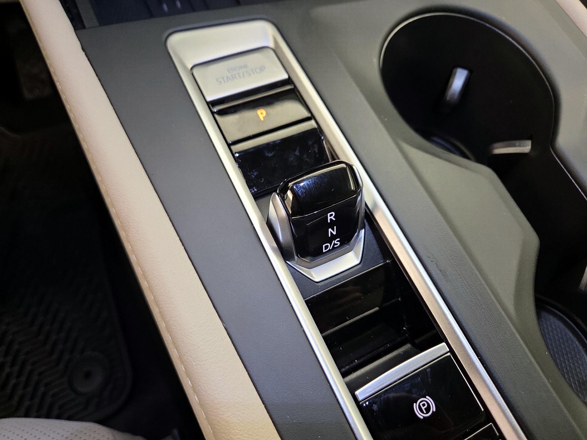 Thumbnail: 2025 Volkswagen Atlas - 17