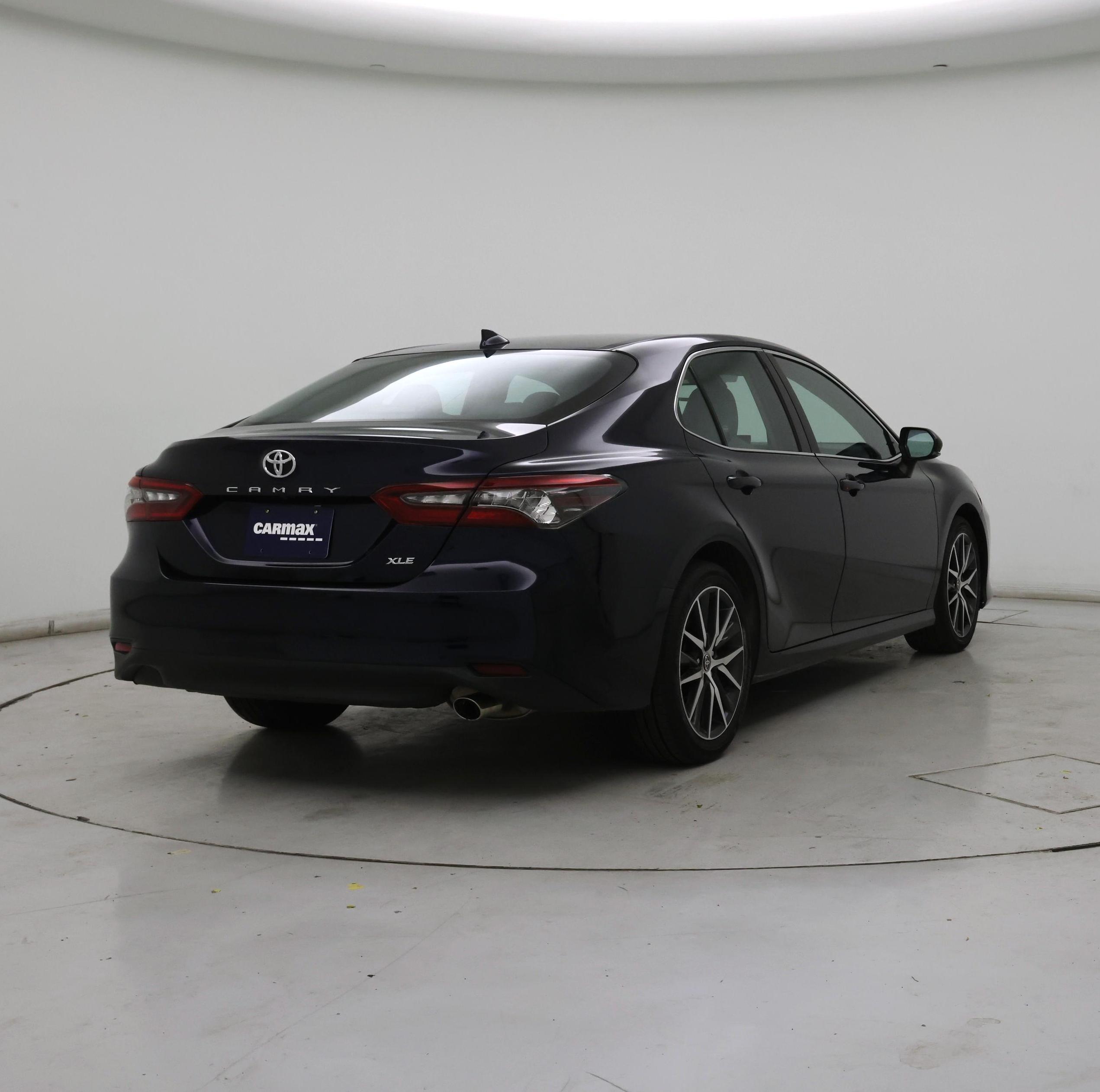 Thumbnail: 2022 Toyota Camry - 8