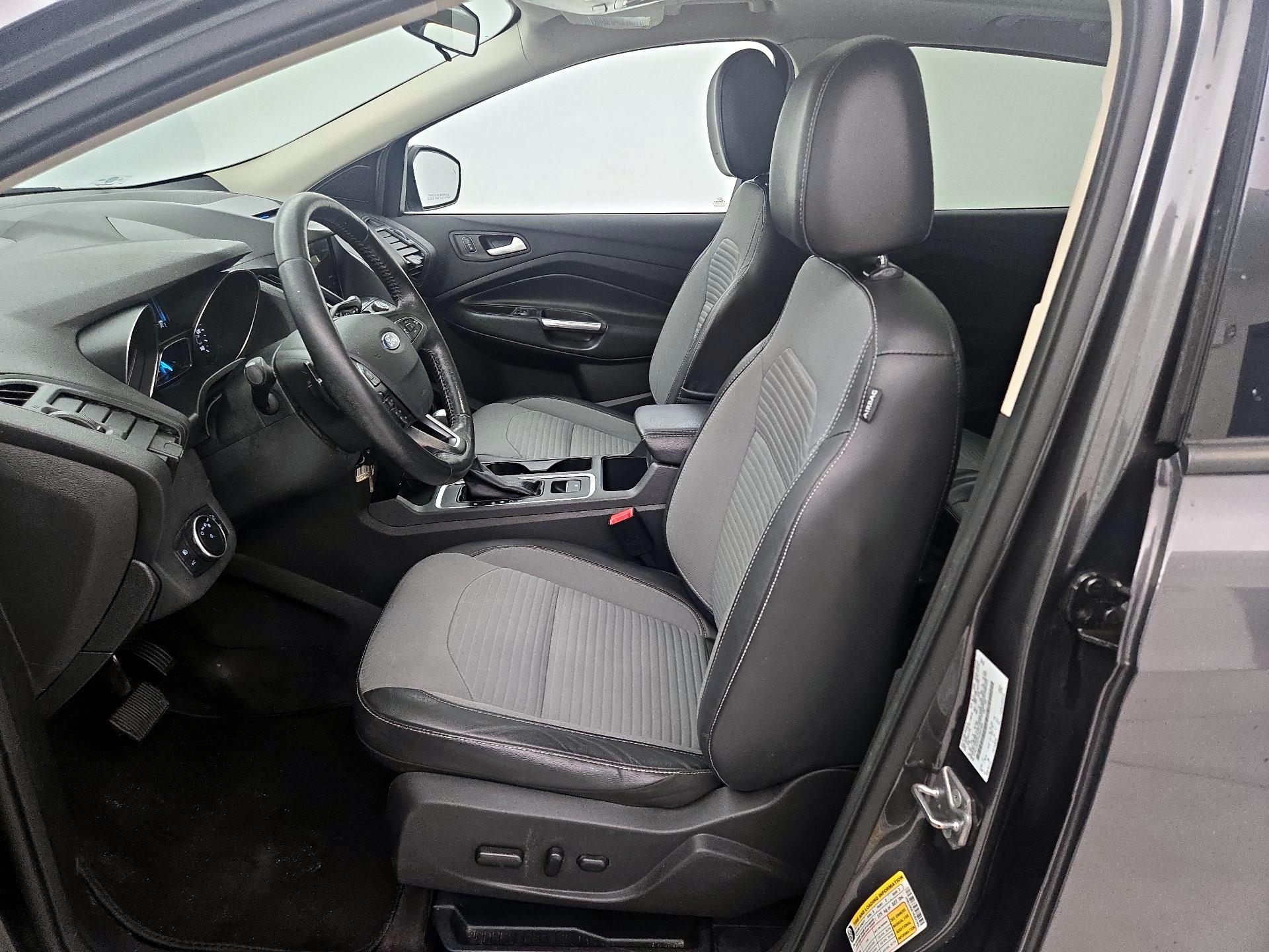 Thumbnail: 2017 Ford Escape - 11