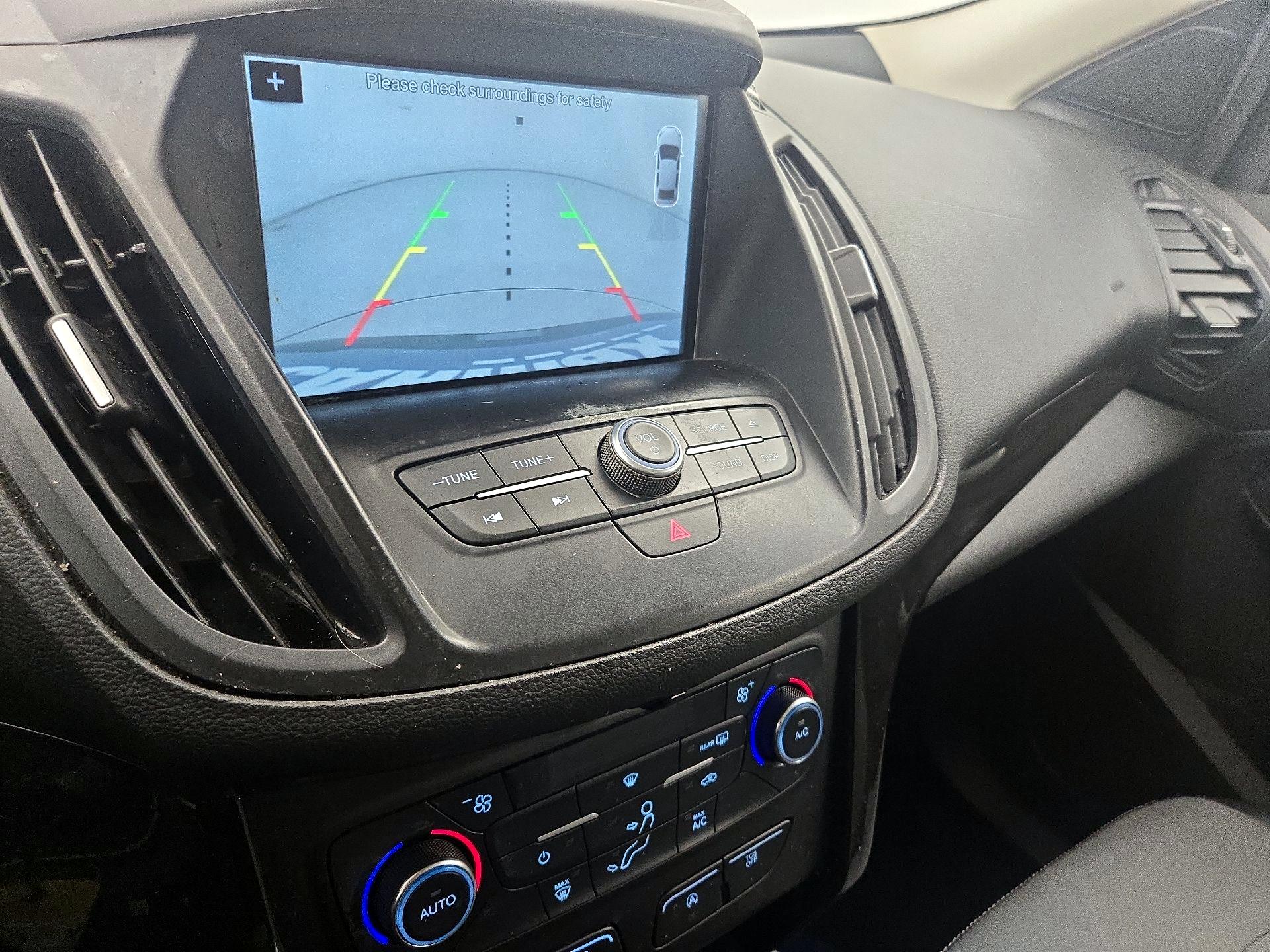 Thumbnail: 2017 Ford Escape - 14