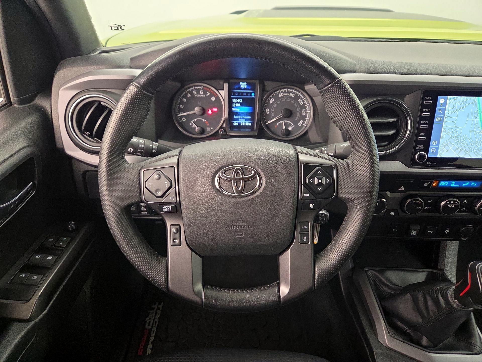 Thumbnail: 2022 Toyota Tacoma - 10