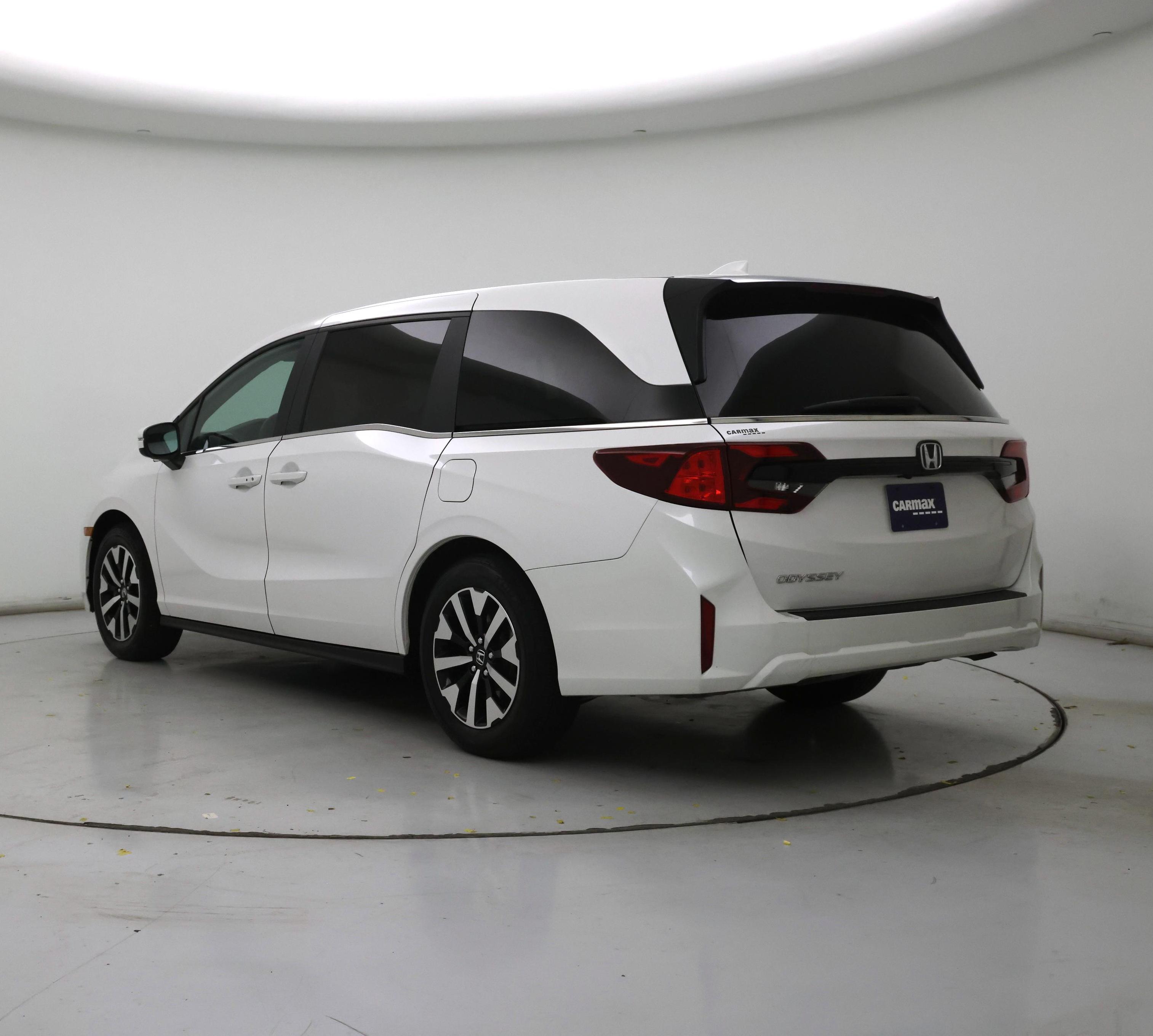 Thumbnail: 2025 Honda Odyssey - 2