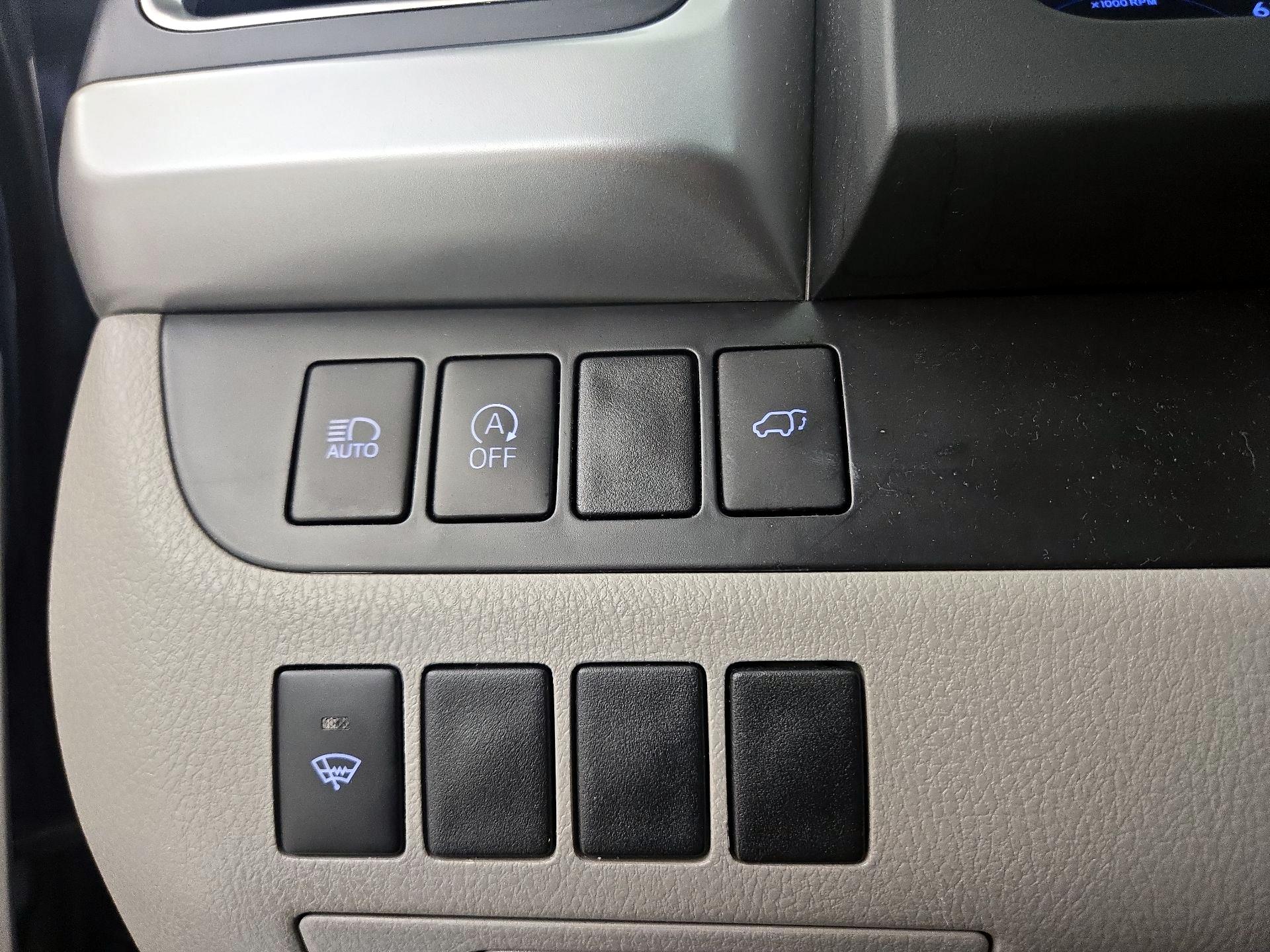 Thumbnail: 2019 Toyota Highlander - 13